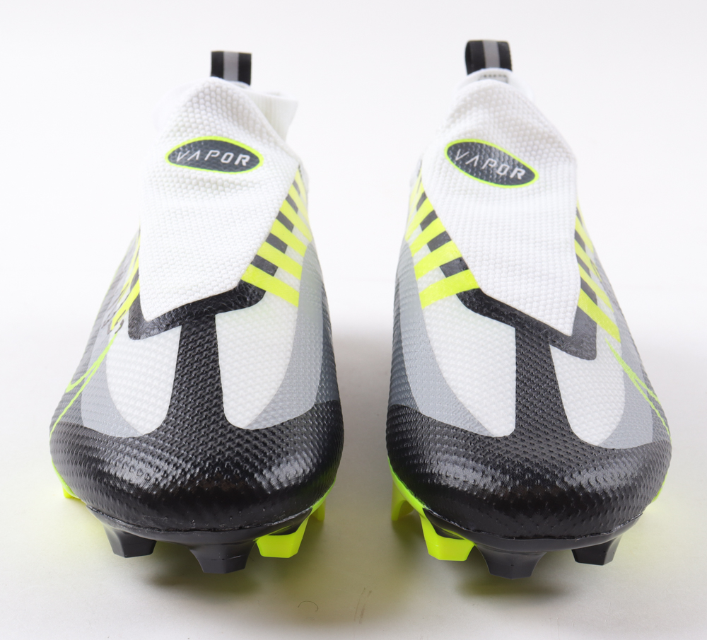 Puka Nacua Signed Pair of Nike Football Cleats (JSA) at PristineAuction.com Puka Nacua Signed Pair of Nike Football Cleats (JSA) at PristineAuction.com