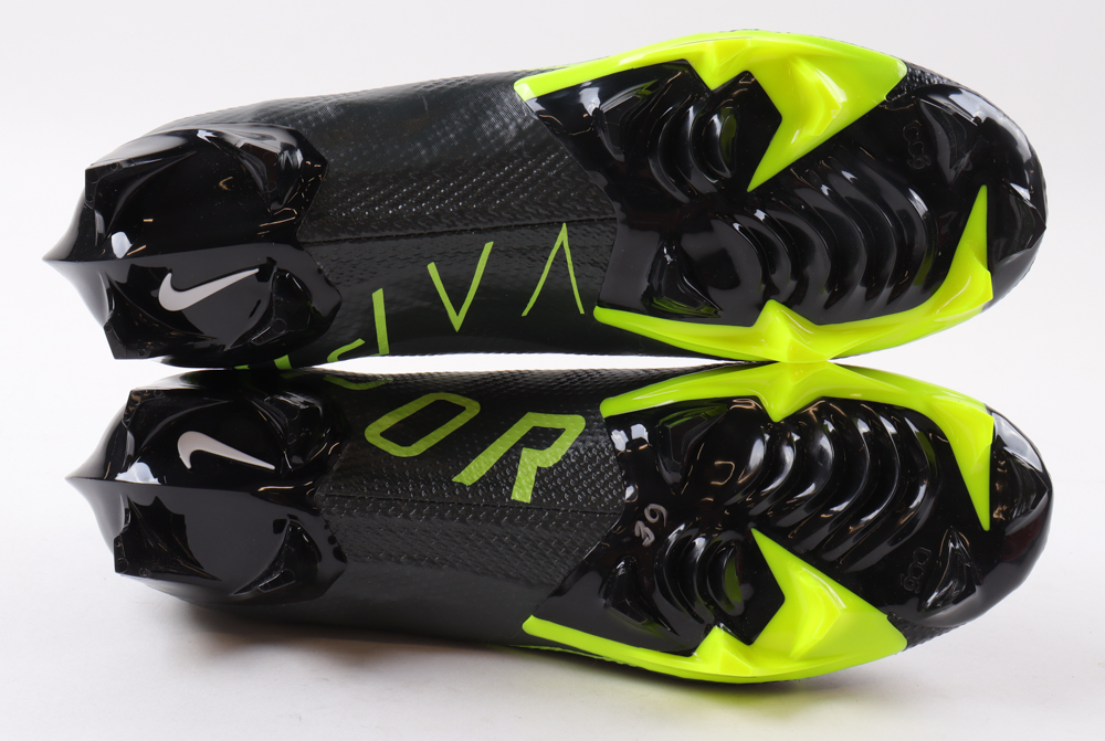 Puka Nacua Signed Pair of Nike Football Cleats (JSA) at PristineAuction.com Puka Nacua Signed Pair of Nike Football Cleats (JSA) at PristineAuction.com