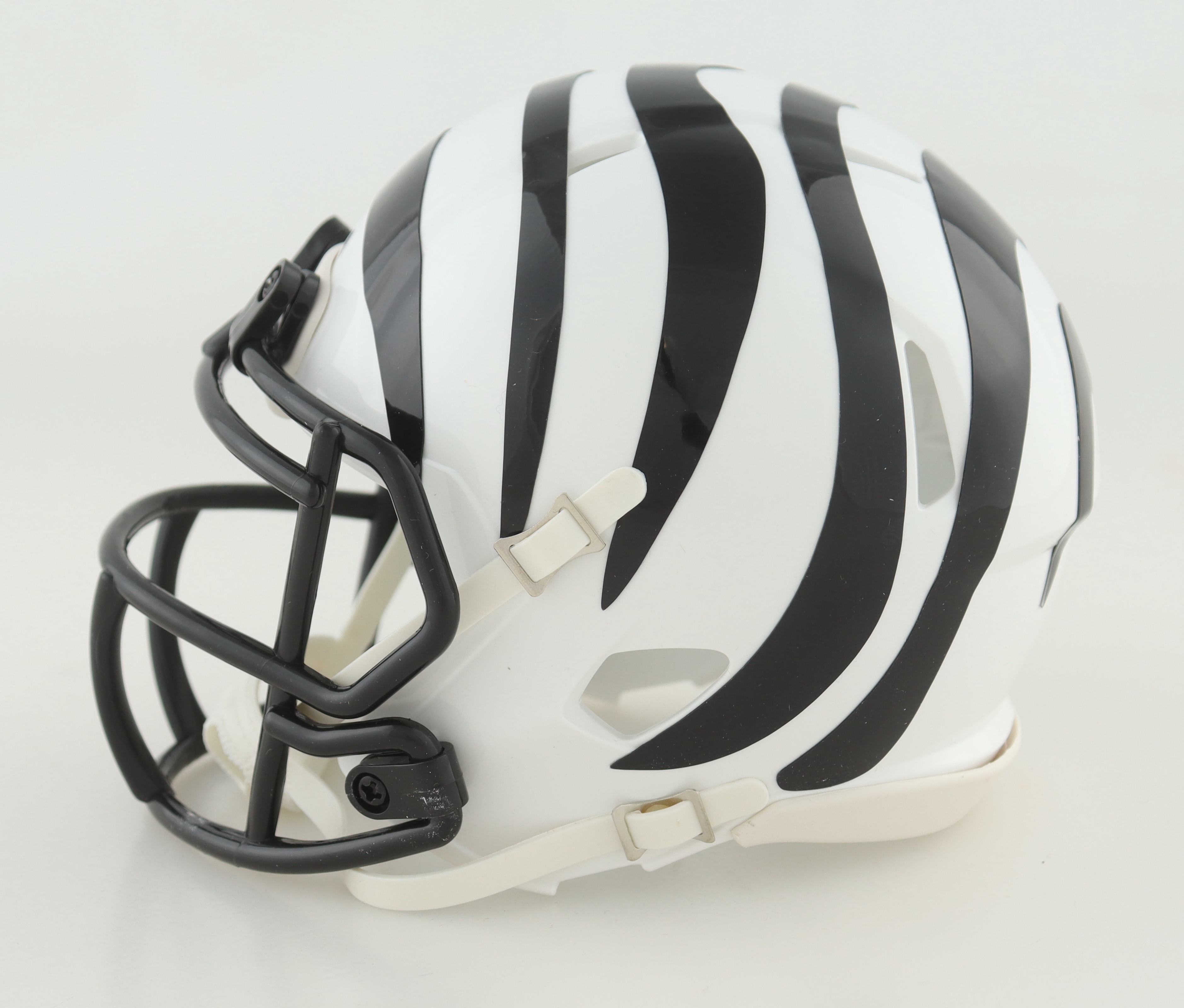 Anthony Munoz Signed Bengals Speed Mini Helmet (Beckett) at PristineAuction.com Anthony Munoz Signed Bengals Speed Mini Helmet (Beckett) at PristineAuction.com