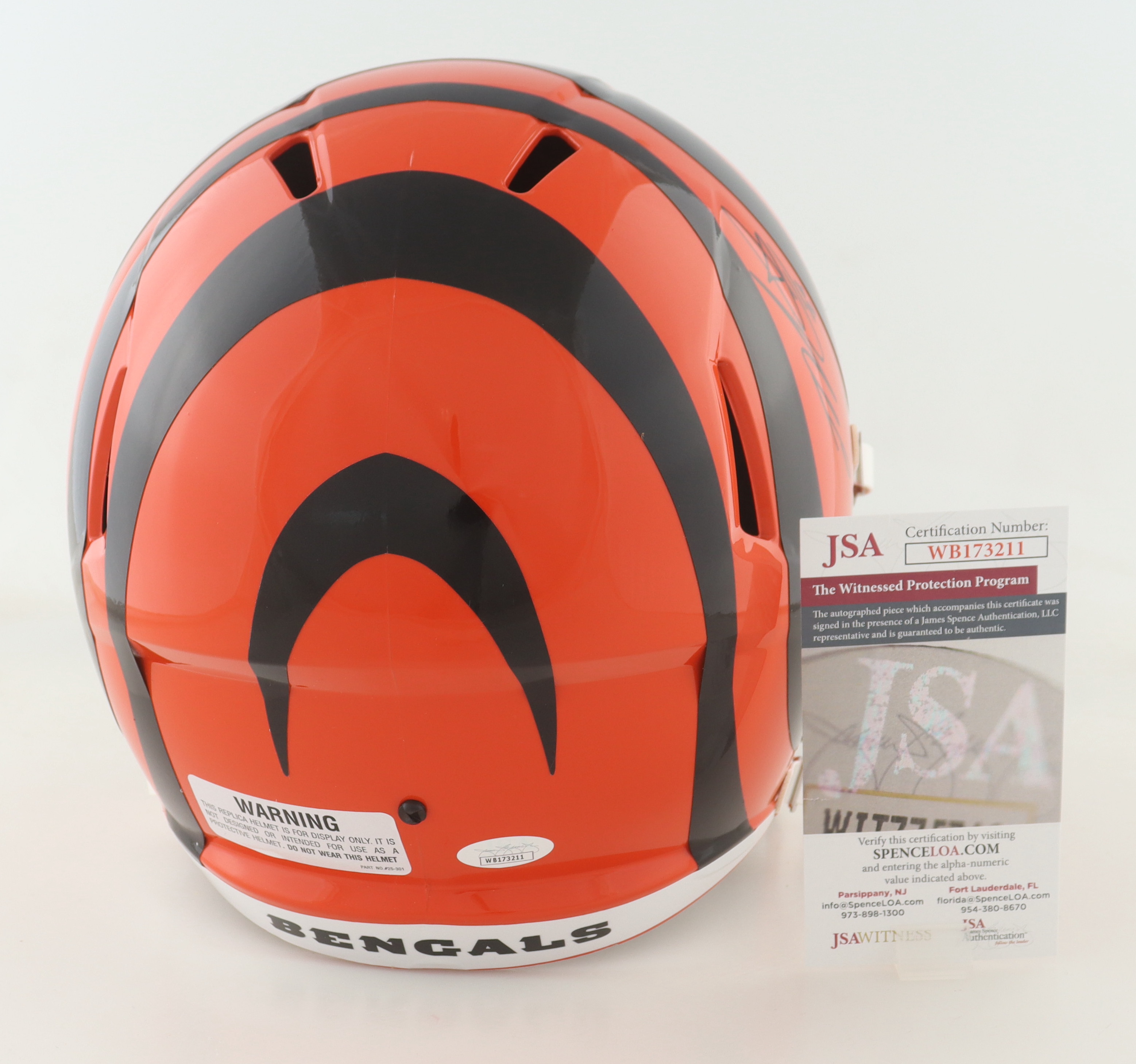 Joe Mixon Signed Bengals Full-Size Speed Helmet (JSA) at PristineAuction.com Joe Mixon Signed Bengals Full-Size Speed Helmet (JSA) at PristineAuction.com