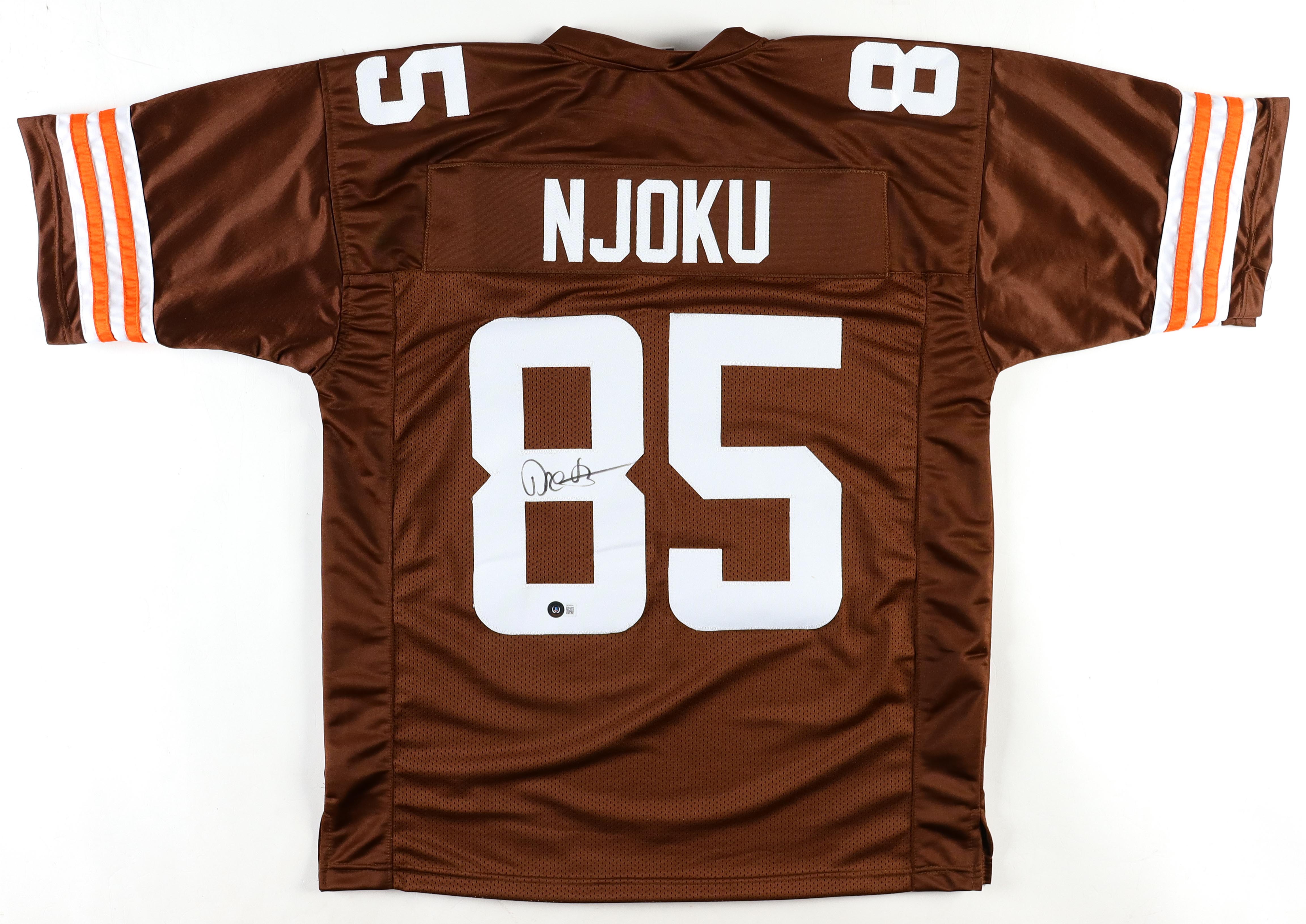 David Njoku Signed Jersey (Beckett) at PristineAuction.com David Njoku Signed Jersey (Beckett) at PristineAuction.com