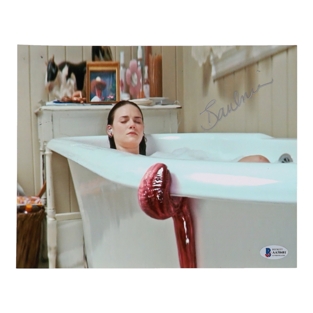 Tania Saulnier Signed "Slither" 8x10 Photo (Beckett) | Pristine Auction