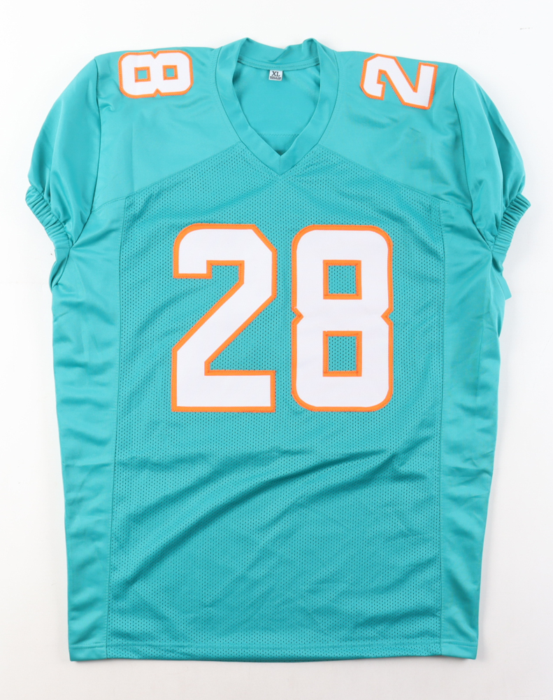 De'Von Achane Signed Jersey (Beckett) at PristineAuction.com De'Von Achane Signed Jersey (Beckett) at PristineAuction.com