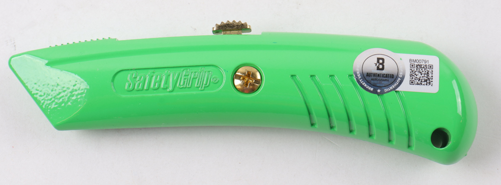 Giancarlo Esposito Signed "Breaking Bad" Box Cutter Inscribed "Gus" (Beckett) at PristineAuction.com Giancarlo Esposito Signed "Breaking Bad" Box Cutter Inscribed "Gus" (Beckett) at PristineAuction.com