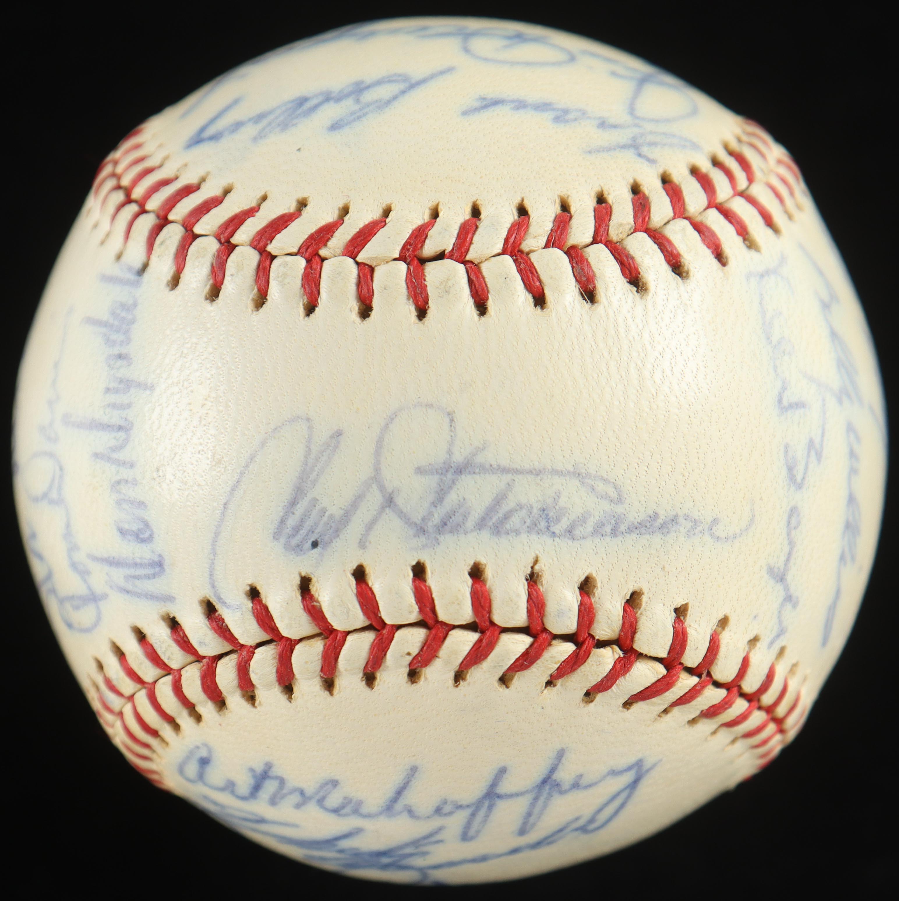 1962 NL All-Stars ONL Baseball Signed By (25) with Orlando Cepeda, Bob Gibson, Hank Aaron, Ernie Banks, Roberto Clemente (JSA) at PristineAuction.com 1962 NL All-Stars ONL Baseball Signed By (25) with Orlando Cepeda, Bob Gibson, Hank Aaron, Ernie Banks, Roberto Clemente (JSA) at PristineAuction.com