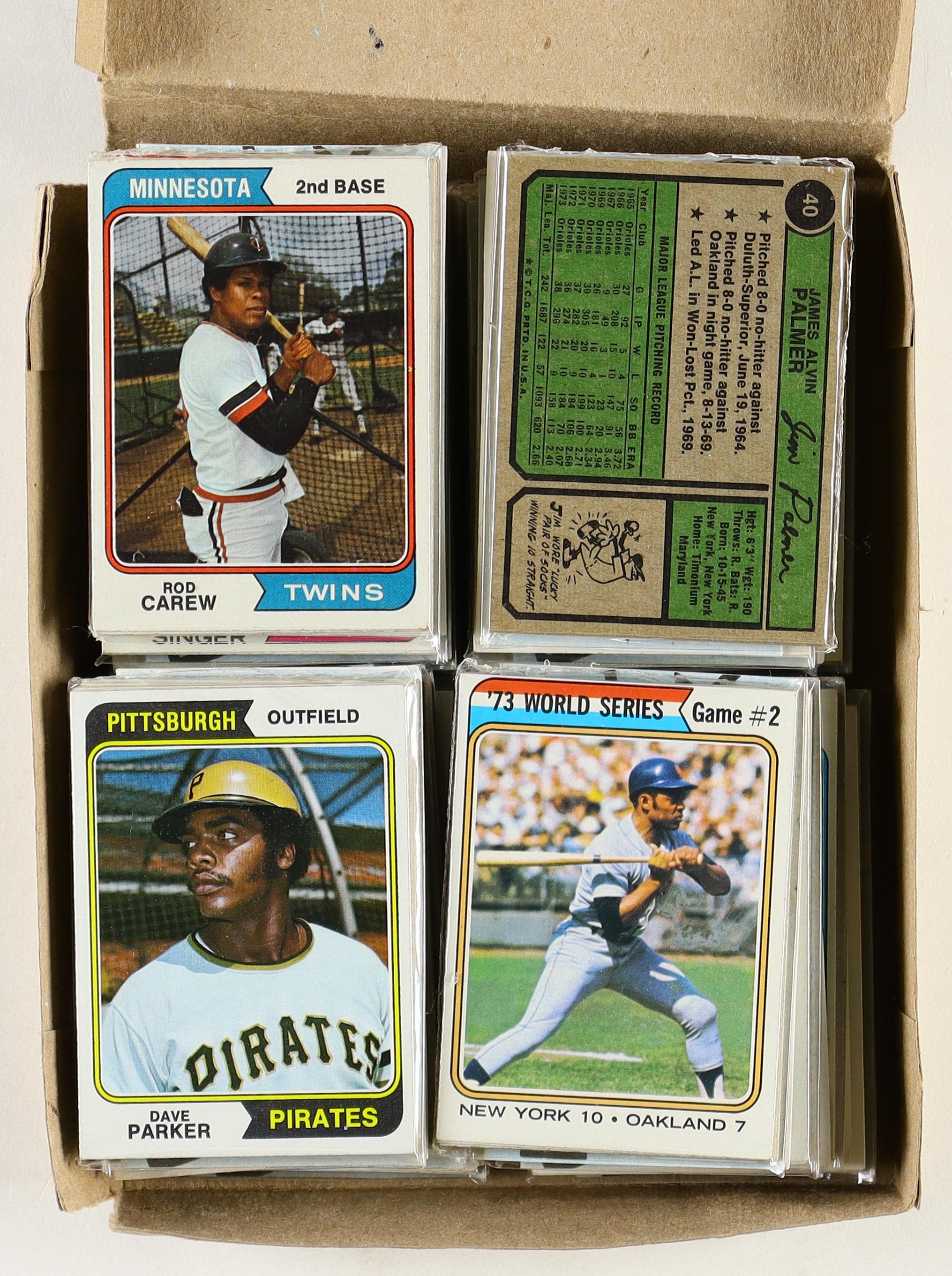 1974 Topps Baseball Card Fun Pack Box with (20) Packs at PristineAuction.com 1974 Topps Baseball Card Fun Pack Box with (20) Packs at PristineAuction.com