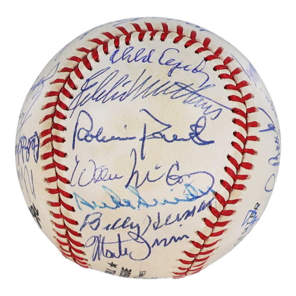 Baseball Hall of Famers ONL Baseball Signed by (23) with Hank Aaron, Sandy Koufax, Warren Spahn, Red Schoendist (Beckett) at PristineAuction.com Baseball Hall of Famers ONL Baseball Signed by (23) with Hank Aaron, Sandy Koufax, Warren Spahn, Red Schoendist (Beckett) at PristineAuction.com