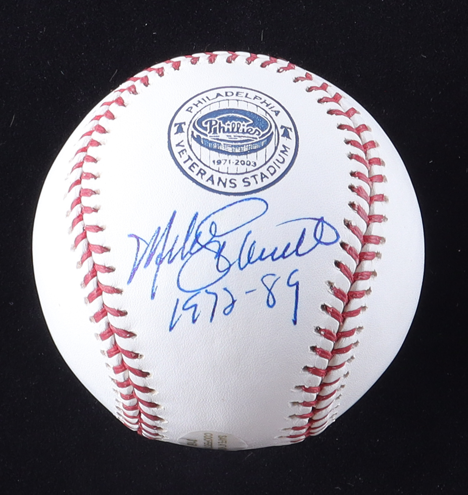 Mike Schmidt Signed Philadelphia Veterans Stadium Logo Baseball Inscribed "1978-89" (Beckett) at PristineAuction.com Mike Schmidt Signed Philadelphia Veterans Stadium Logo Baseball Inscribed "1978-89" (Beckett) at PristineAuction.com