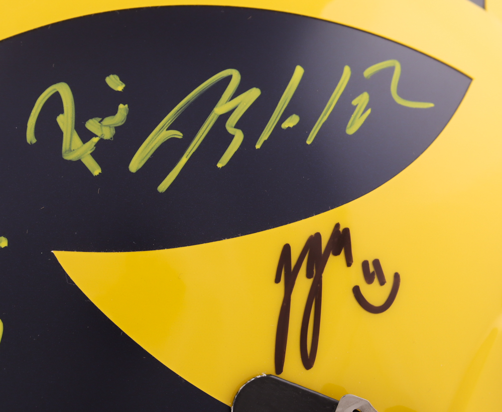 2023 Michigan Wolverines Full-Size Speed Helmet Team-Signed by (19) with J.J. McCarthy, Blake Corum, Roman Wilson, Colston Loveland (Beckett) at PristineAuction.com 2023 Michigan Wolverines Full-Size Speed Helmet Team-Signed by (19) with J.J. McCarthy, Blake Corum, Roman Wilson, Colston Loveland (Beckett) at PristineAuction.com