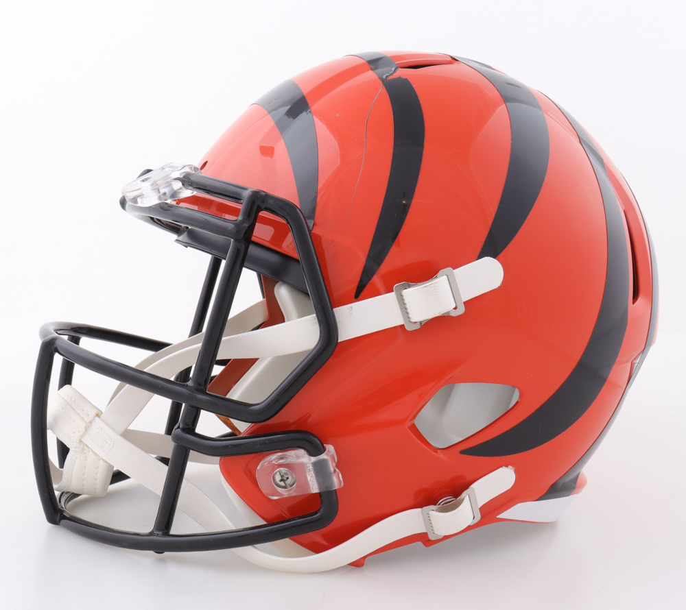 Chad "Ochocinco" Johnson Signed Bengals Full-Size Speed Helmet (Beckett) at PristineAuction.com Chad "Ochocinco" Johnson Signed Bengals Full-Size Speed Helmet (Beckett) at PristineAuction.com