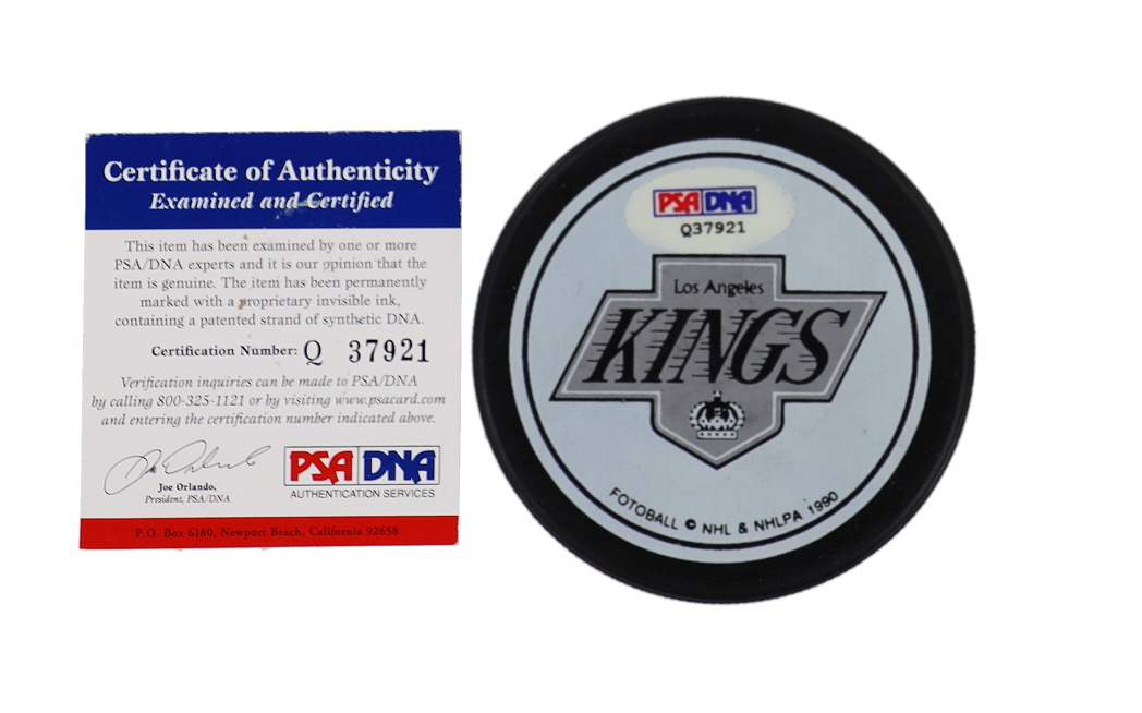 Wayne Gretzky Signed LE Commemorative Kings Logo Hockey Puck (PSA) at PristineAuction.com Wayne Gretzky Signed LE Commemorative Kings Logo Hockey Puck (PSA) at PristineAuction.com