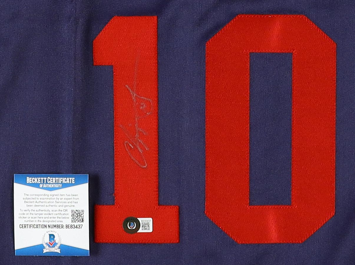 Chipper Jones Signed Jersey (Beckett) at PristineAuction.com Chipper Jones Signed Jersey (Beckett) at PristineAuction.com