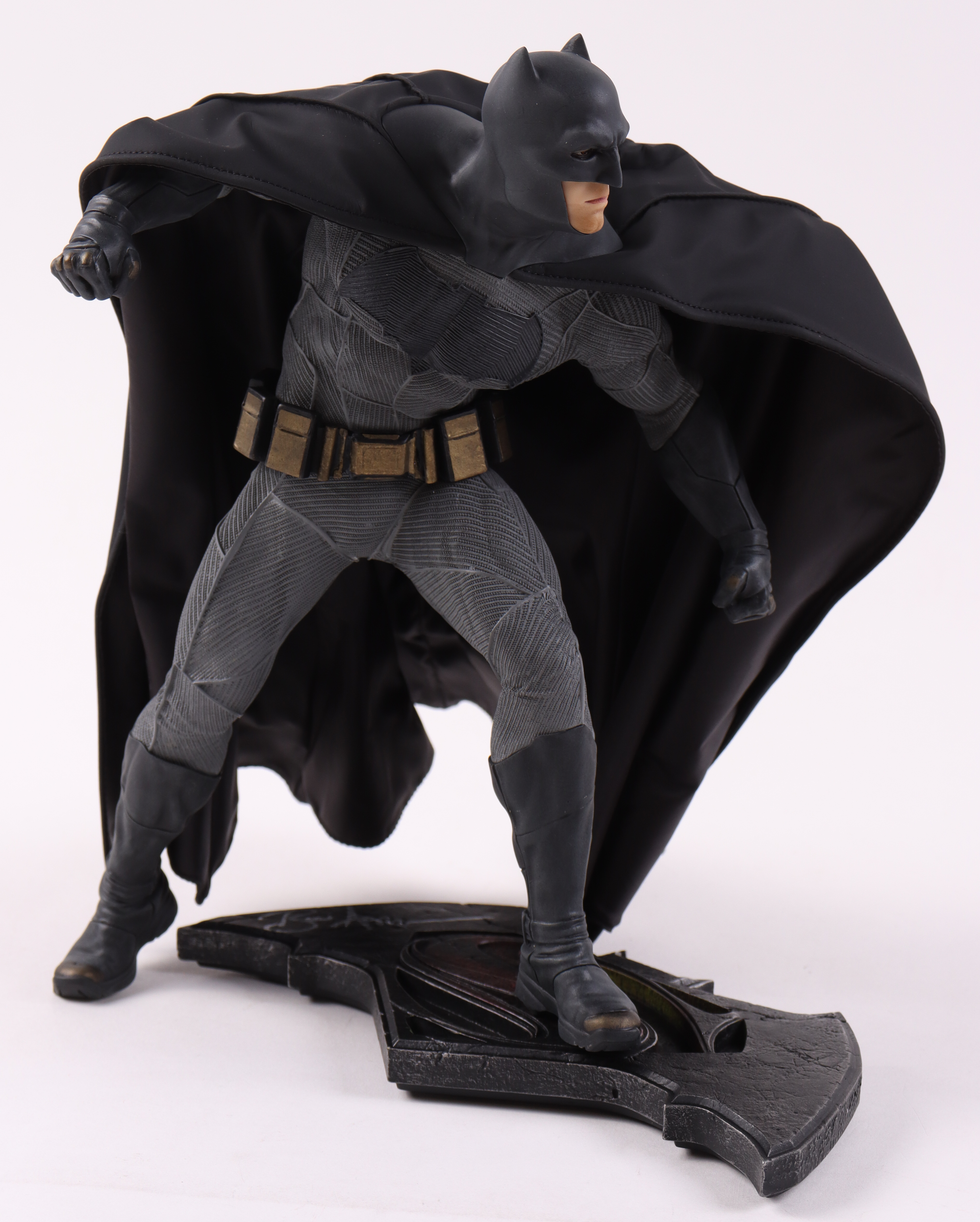 Ben Affleck Autographed Batman Suicide Squad DC 1:10 Art Scale Statue (Celebrity Authentics) at PristineAuction.com Ben Affleck Autographed Batman Suicide Squad DC 1:10 Art Scale Statue (Celebrity Authentics) at PristineAuction.com