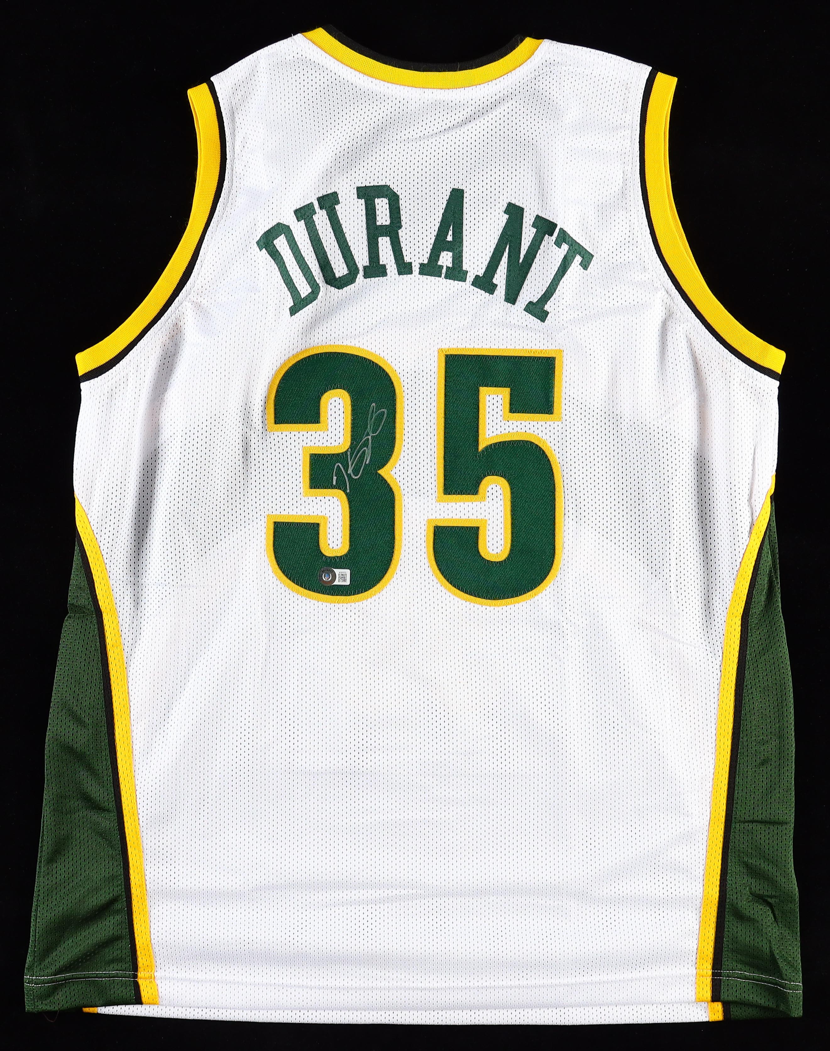 Kevin Durant Signed Jersey (Beckett) at PristineAuction.com Kevin Durant Signed Jersey (Beckett) at PristineAuction.com