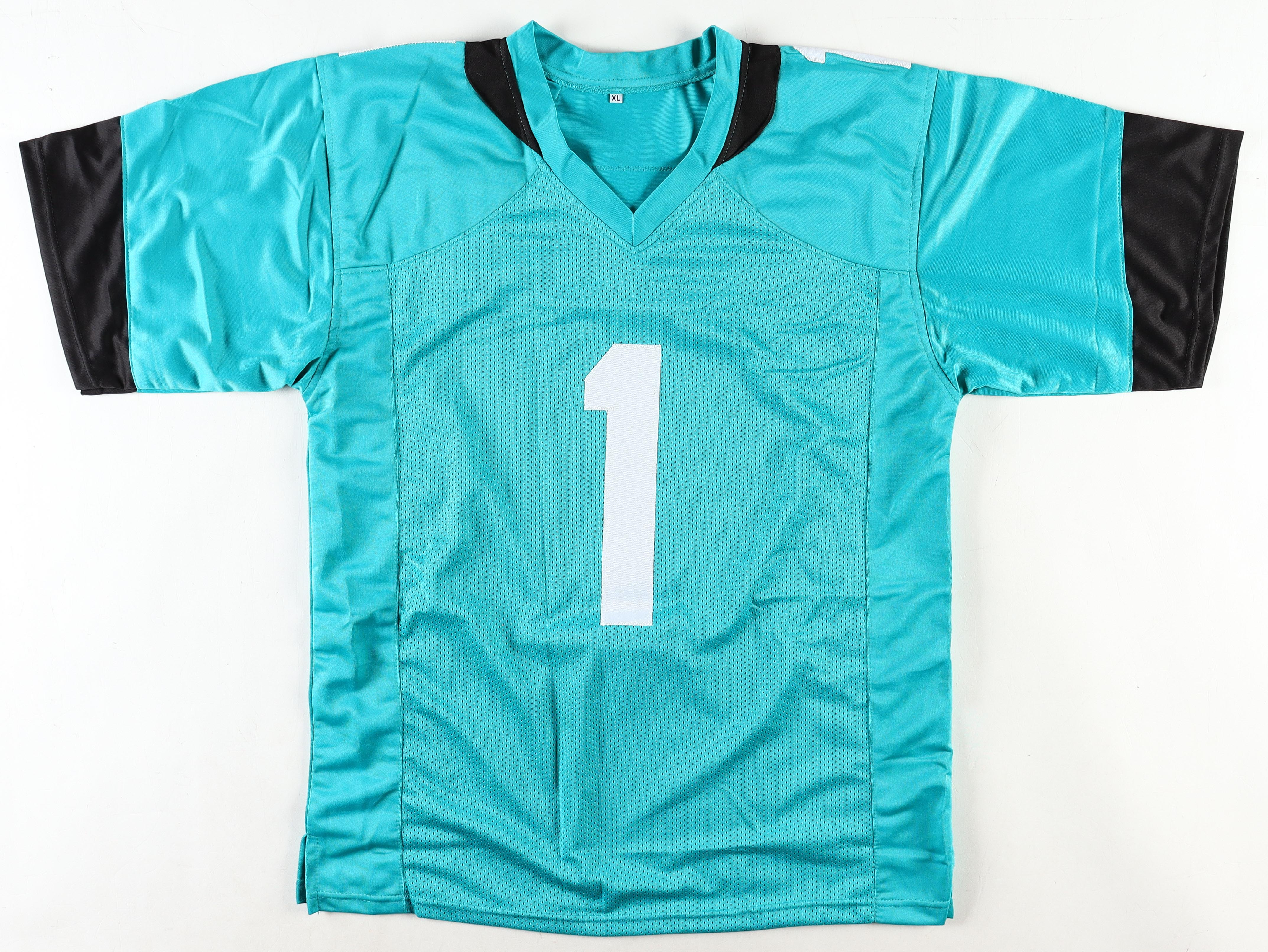 Travis Etienne Jr. Signed Jersey (Beckett) at PristineAuction.com Travis Etienne Jr. Signed Jersey (Beckett) at PristineAuction.com