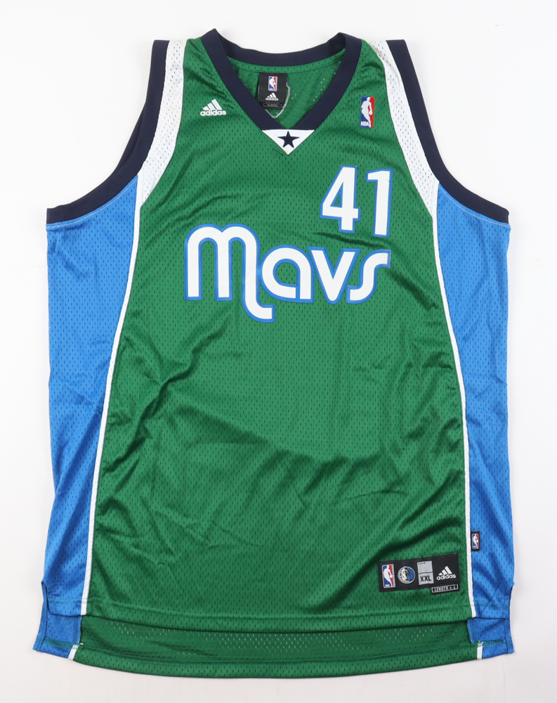 Dirk Nowitzki Signed Mavericks Jersey (JSA) at PristineAuction.com Dirk Nowitzki Signed Mavericks Jersey (JSA) at PristineAuction.com