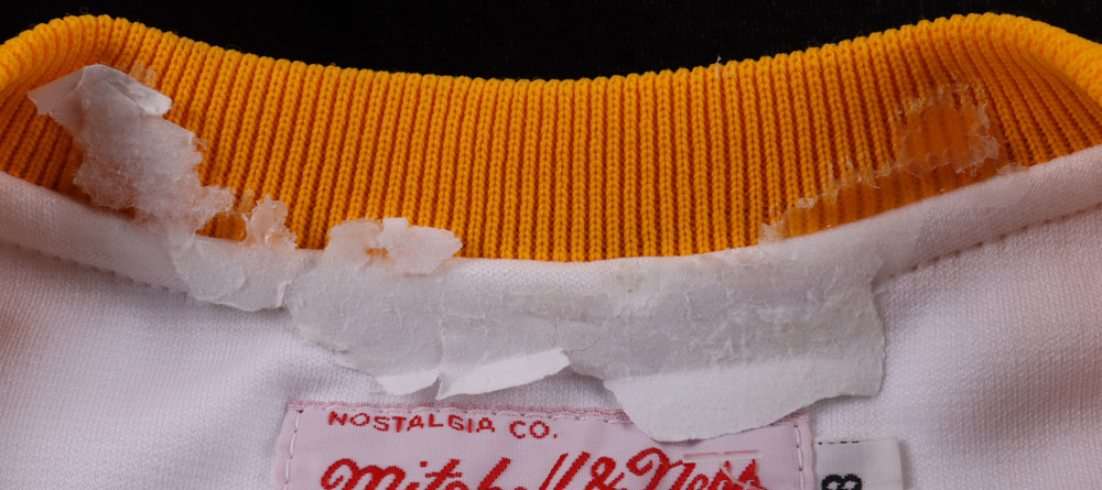 Tony Gwynn Signed Padres Jersey Inscribed "Mr. Padre" (JSA) at PristineAuction.com Tony Gwynn Signed Padres Jersey Inscribed "Mr. Padre" (JSA) at PristineAuction.com