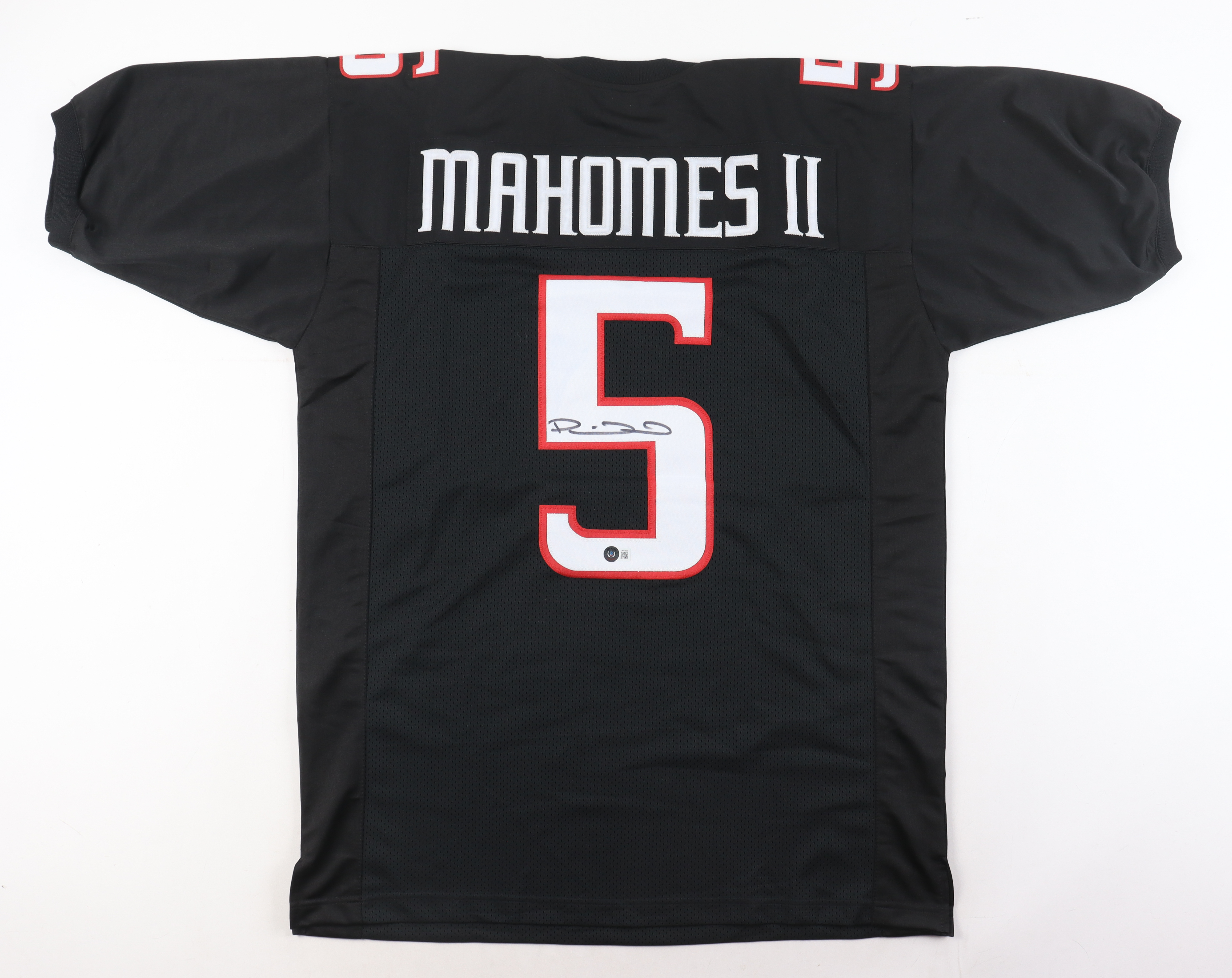 Patrick Mahomes Signed Jersey (Beckett) at PristineAuction.com Patrick Mahomes Signed Jersey (Beckett) at PristineAuction.com