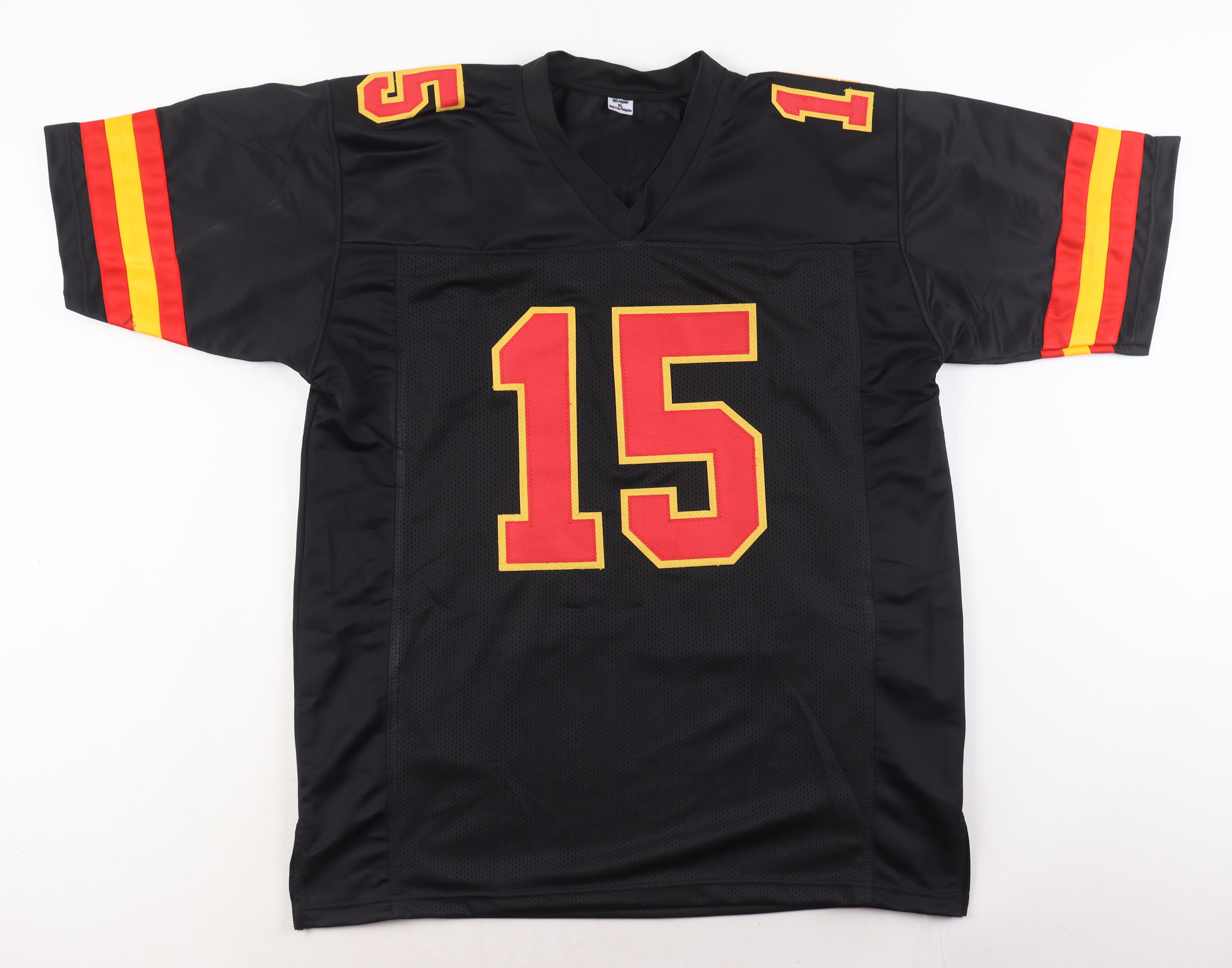 Patrick Mahomes Signed Jersey (Beckett) at PristineAuction.com Patrick Mahomes Signed Jersey (Beckett) at PristineAuction.com