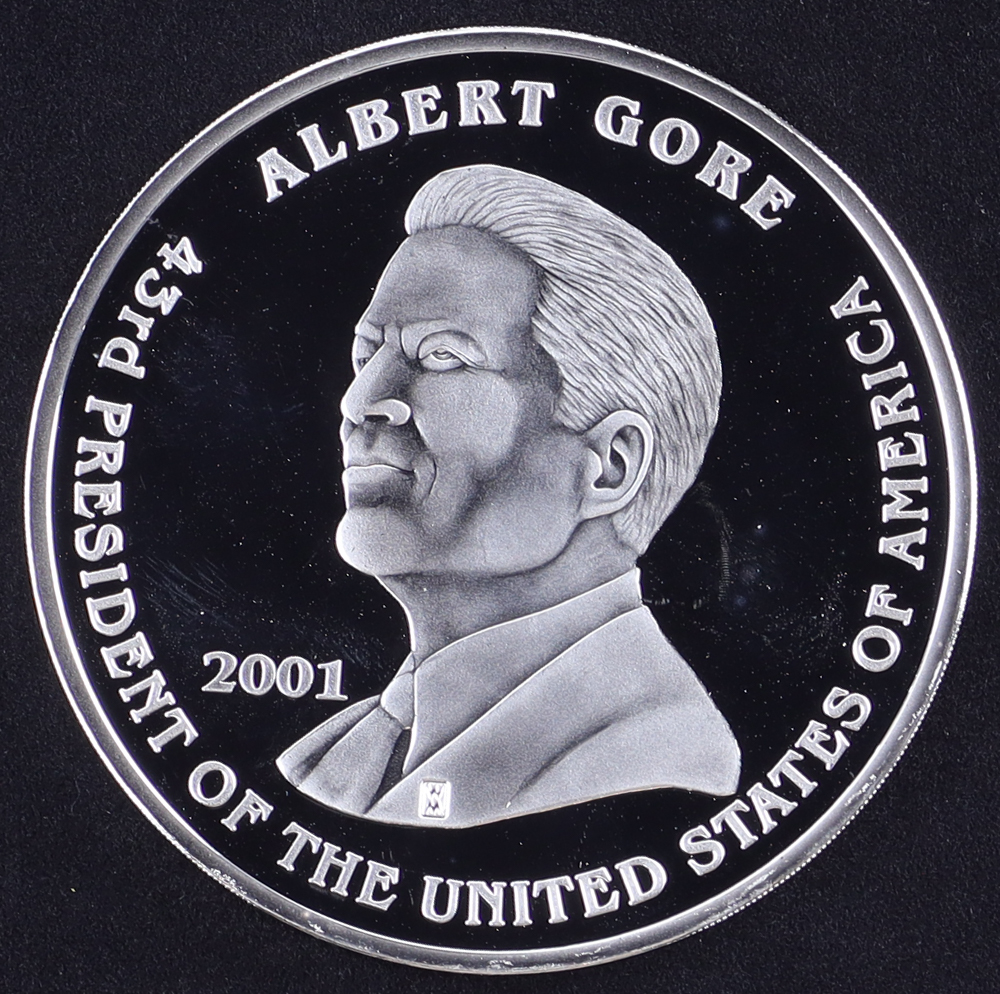George W. Bush & Al Gore 2001 Washington Mint Giant Half-Pound Presidential Election Silver Proof Bullion Round with Display Case at PristineAuction.com George W. Bush & Al Gore 2001 Washington Mint Giant Half-Pound Presidential Election Silver Proof Bullion Round with Display Case at PristineAuction.com