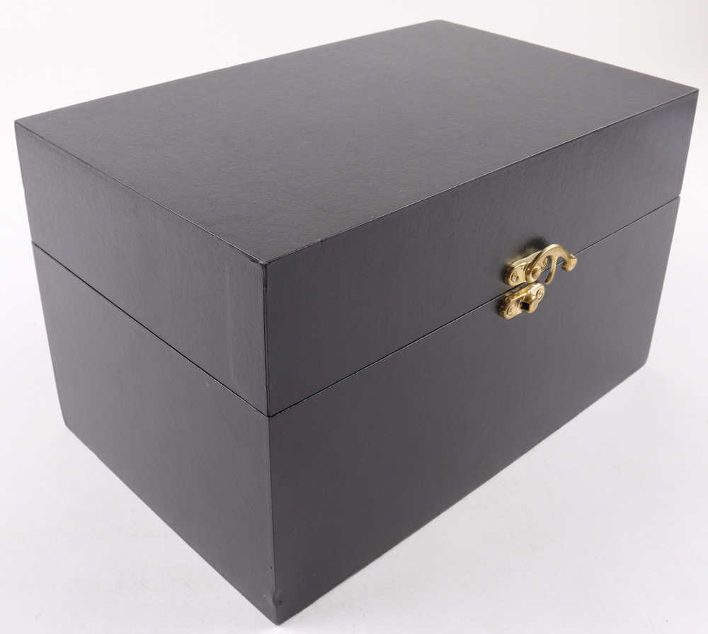 Taylor Swift 2009 Album of the Year "Fearless" Replica Grammy Awards Gramophone Trophy at PristineAuction.com Taylor Swift 2009 Album of the Year "Fearless" Replica Grammy Awards Gramophone Trophy at PristineAuction.com