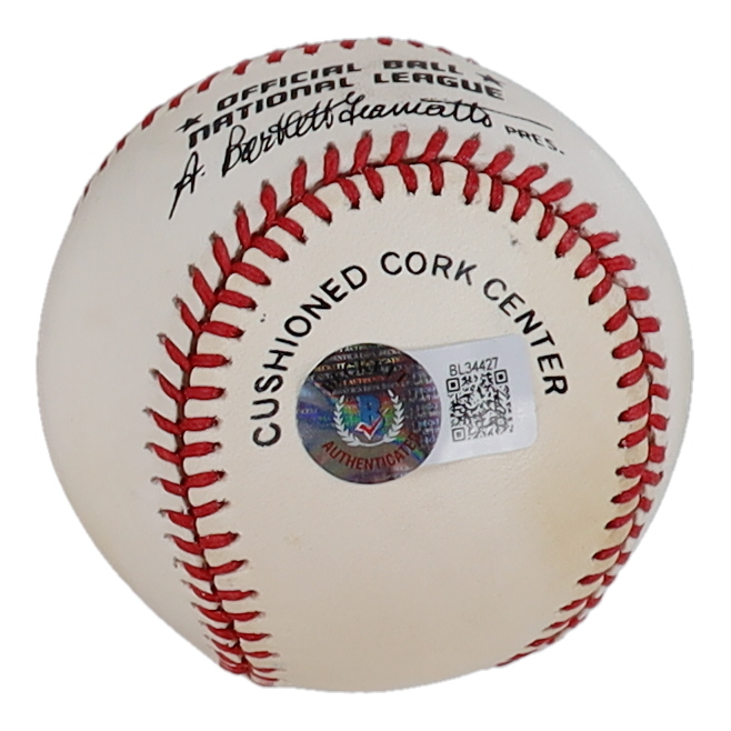 Steve Carlton Signed ONL Baseball (Beckett) at PristineAuction.com Steve Carlton Signed ONL Baseball (Beckett) at PristineAuction.com