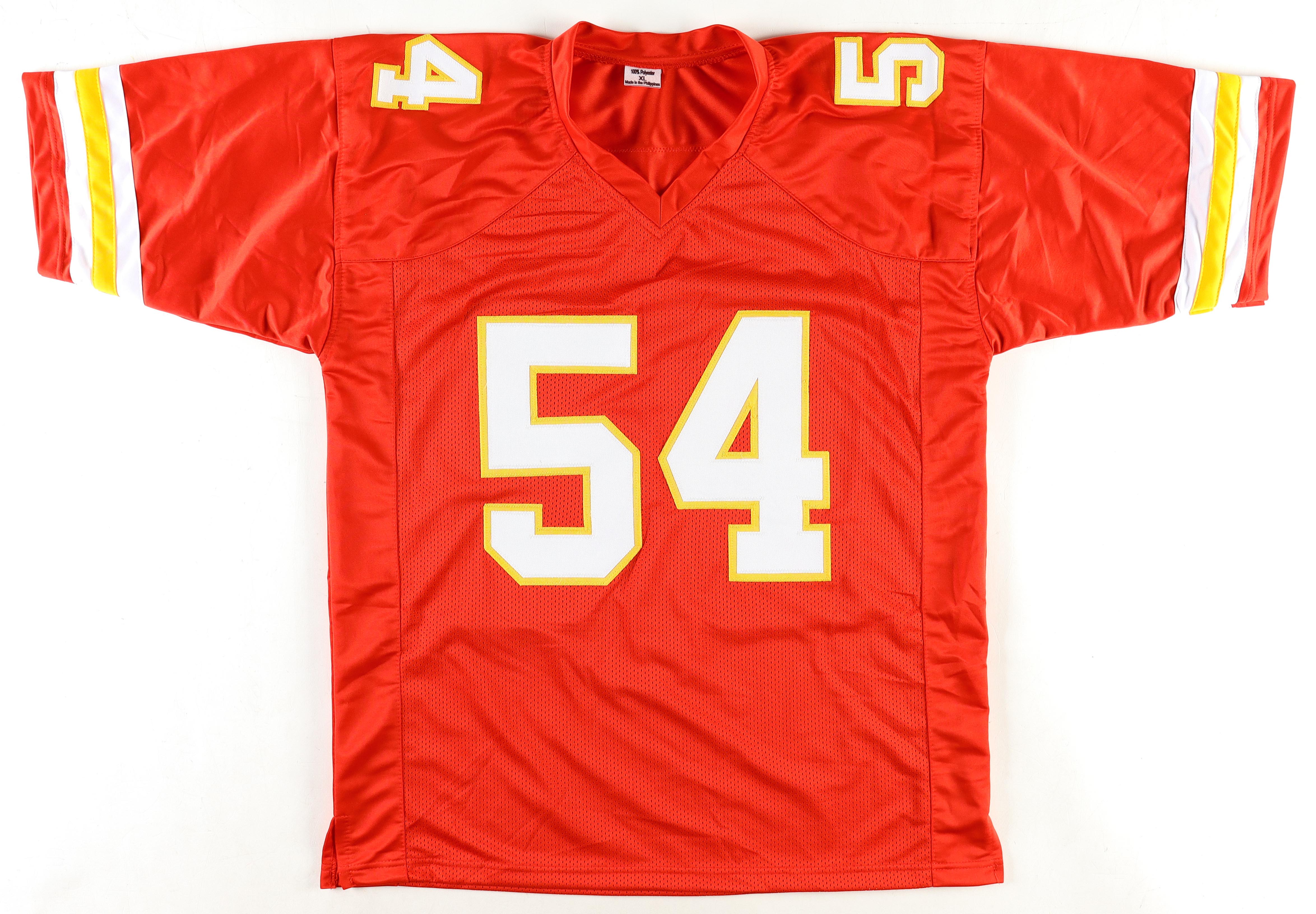 Leo Chenal Signed Jersey (Beckett) at PristineAuction.com Leo Chenal Signed Jersey (Beckett) at PristineAuction.com