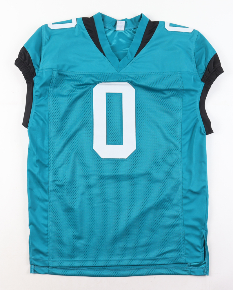 Calvin Ridley Signed Jersey (Beckett) at PristineAuction.com Calvin Ridley Signed Jersey (Beckett) at PristineAuction.com