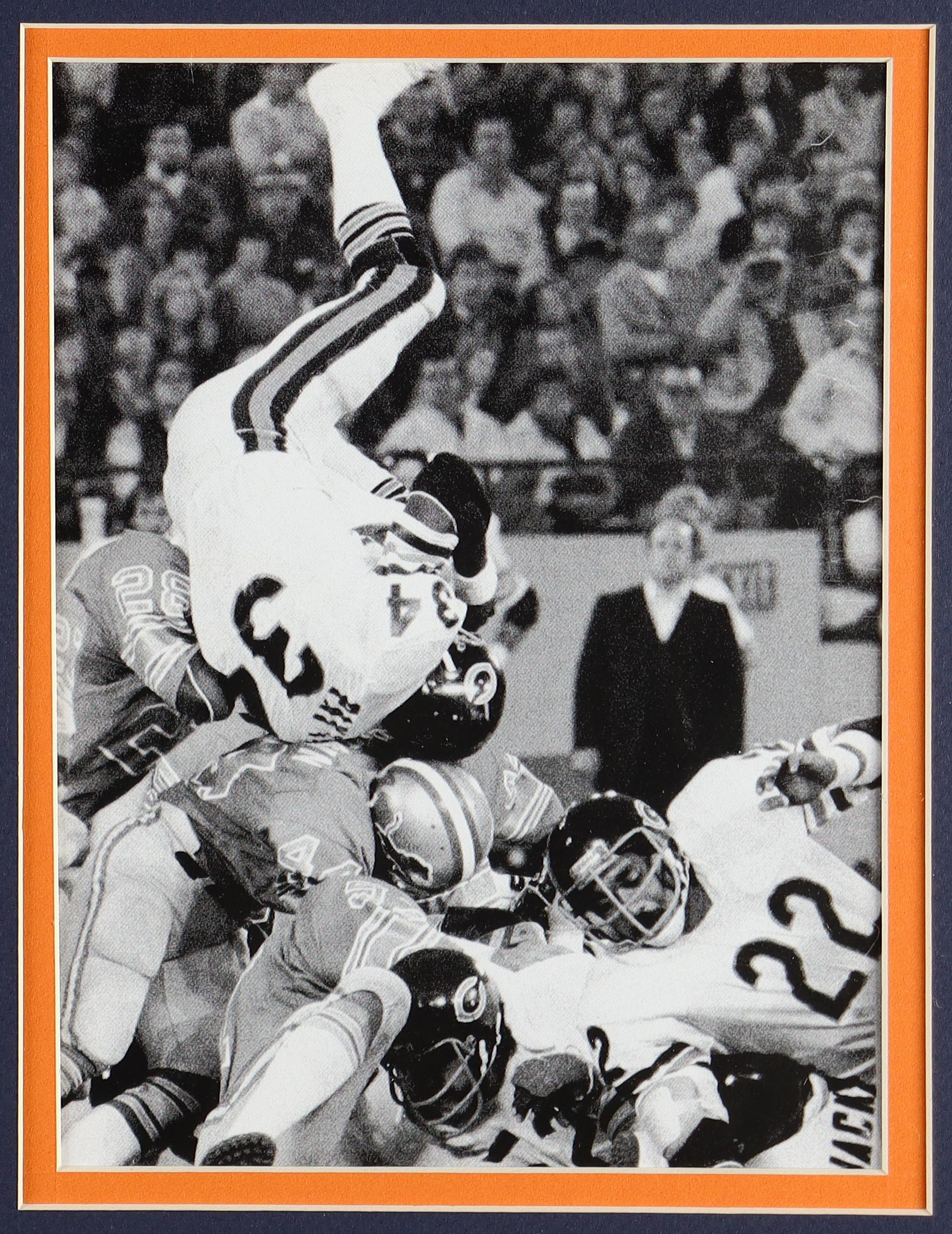 Walter Payton Signed Bears Custom Framed Cut Display with Jersey, Official Hall Of Fame & Team Logo Pins & (2) Team Cloth Logo Patches (PSA) at PristineAuction.com Walter Payton Signed Bears Custom Framed Cut Display with Jersey, Official Hall Of Fame & Team Logo Pins & (2) Team Cloth Logo Patches (PSA) at PristineAuction.com