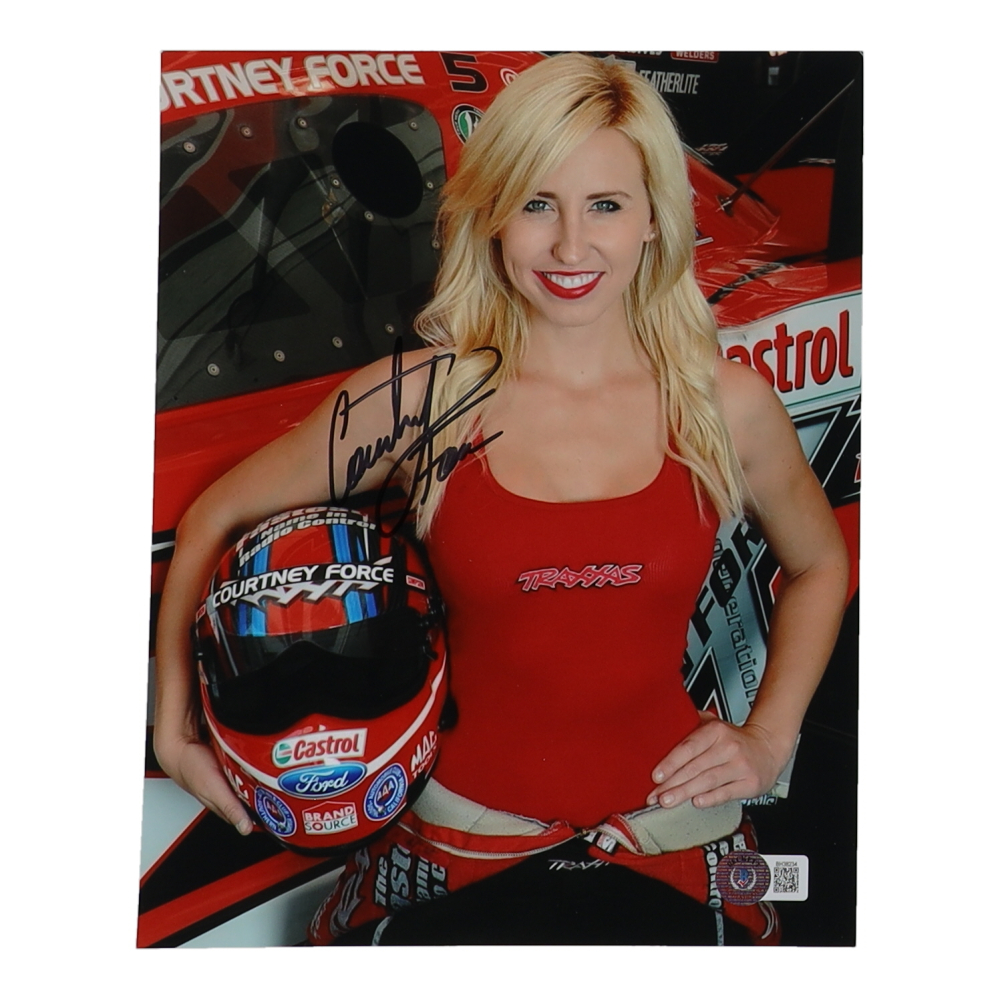 COURTNEY FORCE Signed Autographed 8x10 NHRA Photo - Foto 8