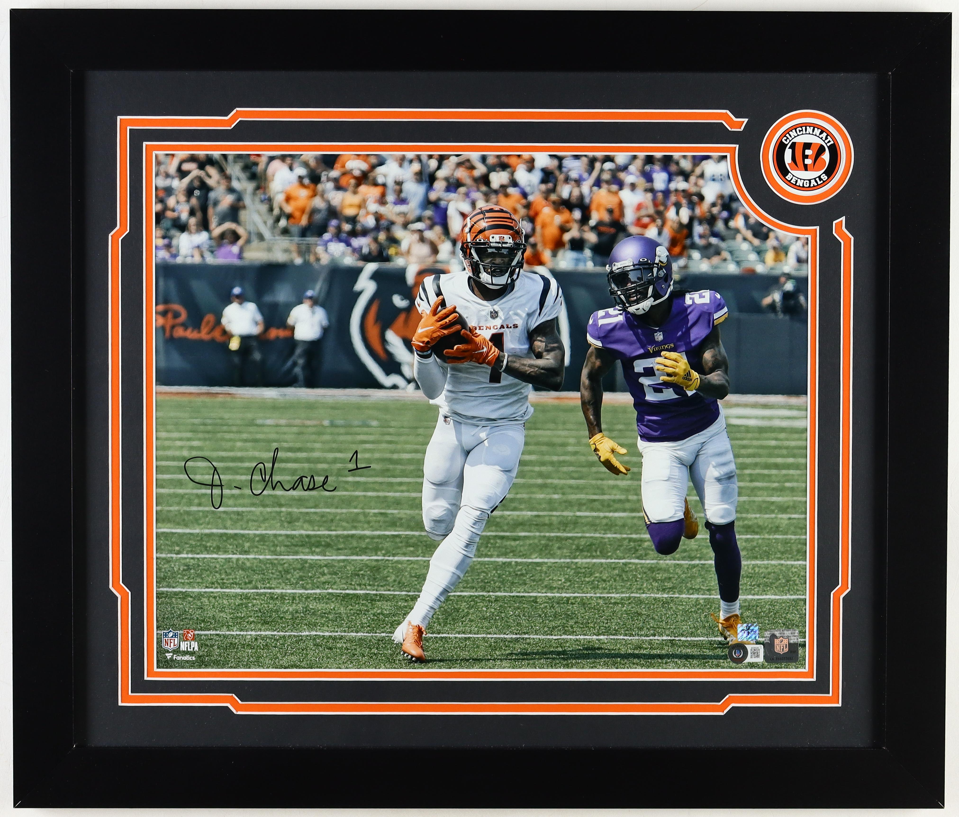 Ja'Marr Chase Signed Bengals Custom Framed Photo Display (Beckett & Chase) at PristineAuction.com Ja'Marr Chase Signed Bengals Custom Framed Photo Display (Beckett & Chase) at PristineAuction.com