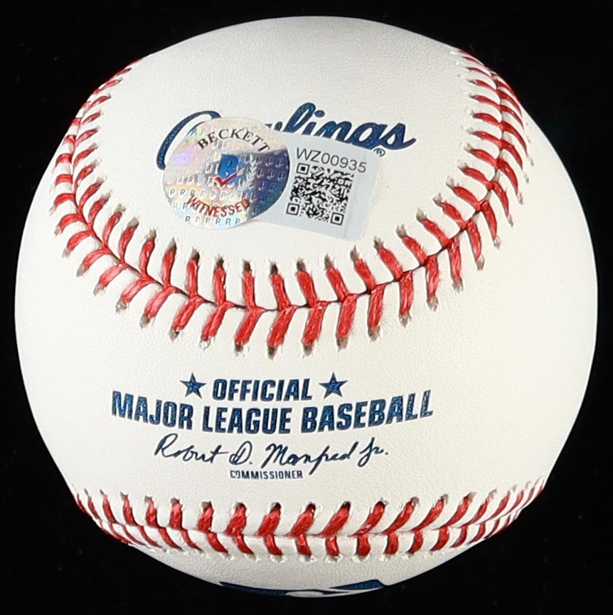 Tony Oliva Signed OML Baseball (Beckett) at PristineAuction.com Tony Oliva Signed OML Baseball (Beckett) at PristineAuction.com