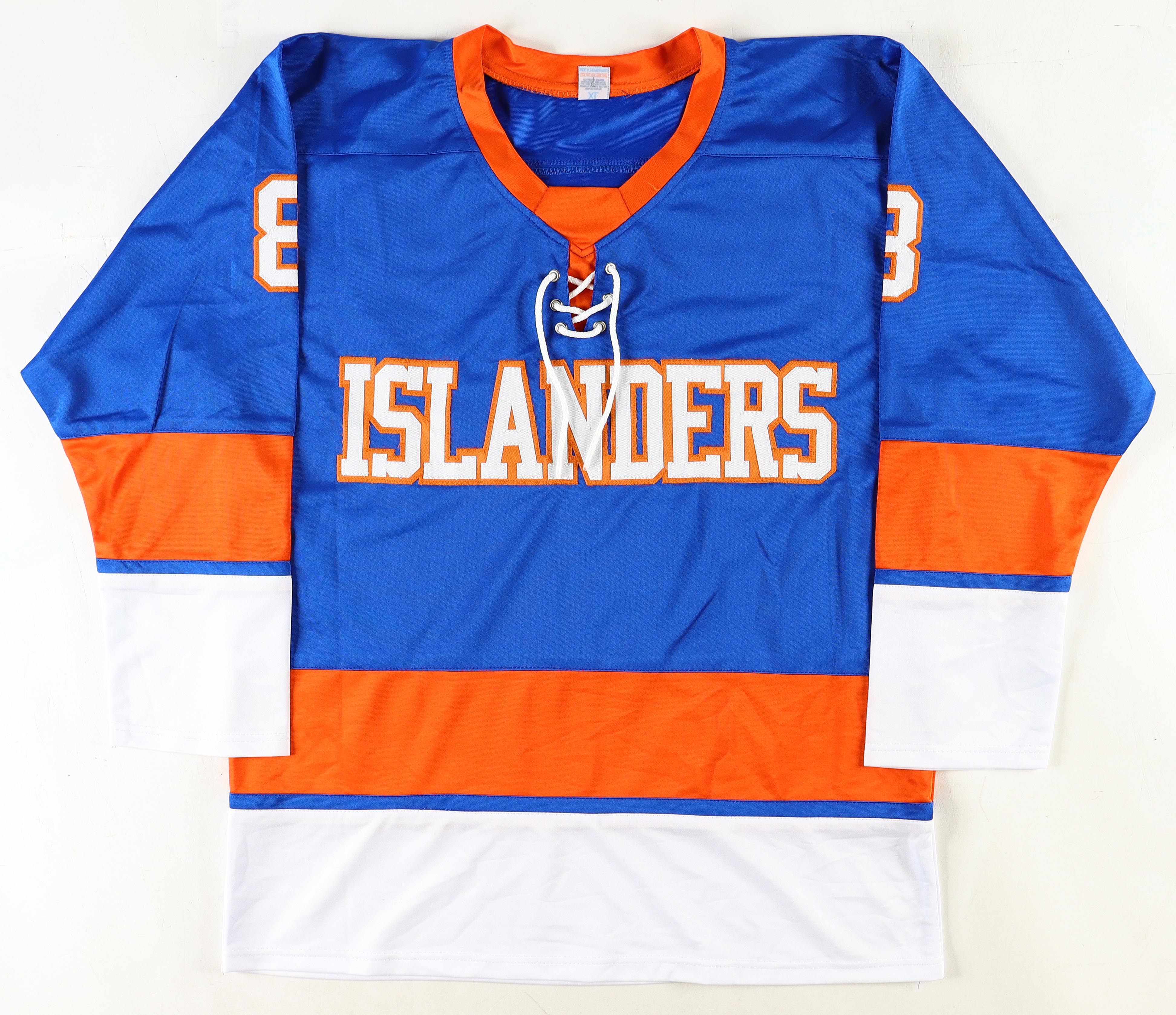 Noah Dobson Signed Jersey (Beckett) at PristineAuction.com Noah Dobson Signed Jersey (Beckett) at PristineAuction.com