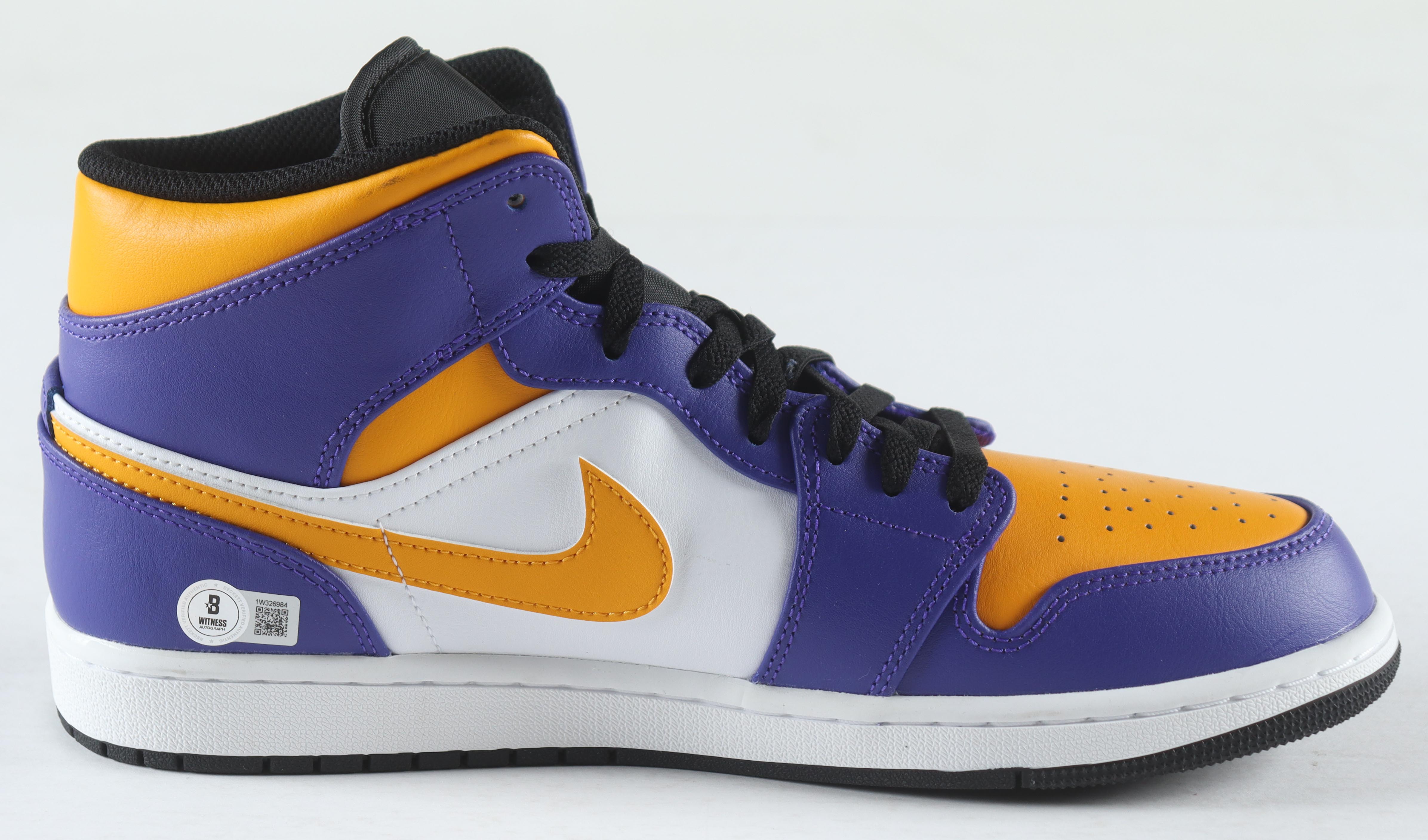 Magic Johnson Signed Nike Air Jordan Lakers Basketball Shoe In Display Case (Beckett) at PristineAuction.com Magic Johnson Signed Nike Air Jordan Lakers Basketball Shoe In Display Case (Beckett) at PristineAuction.com