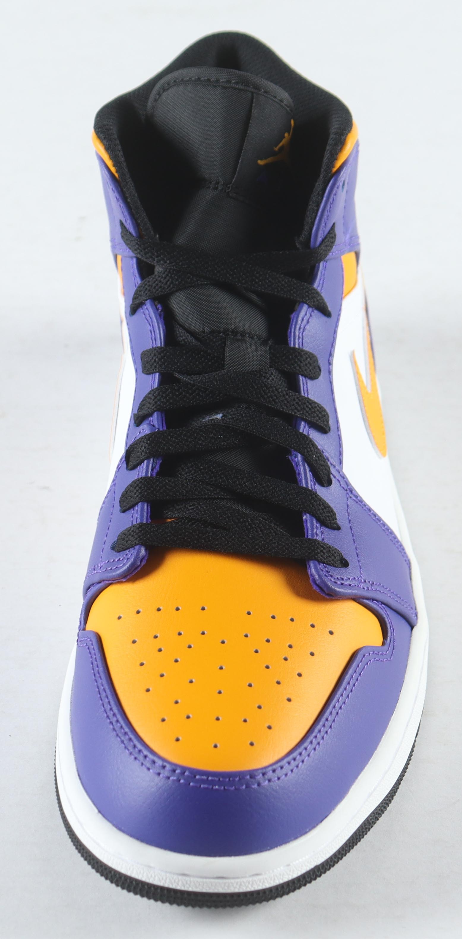 Magic Johnson Signed Nike Air Jordan Lakers Basketball Shoe In Display Case (Beckett) at PristineAuction.com Magic Johnson Signed Nike Air Jordan Lakers Basketball Shoe In Display Case (Beckett) at PristineAuction.com