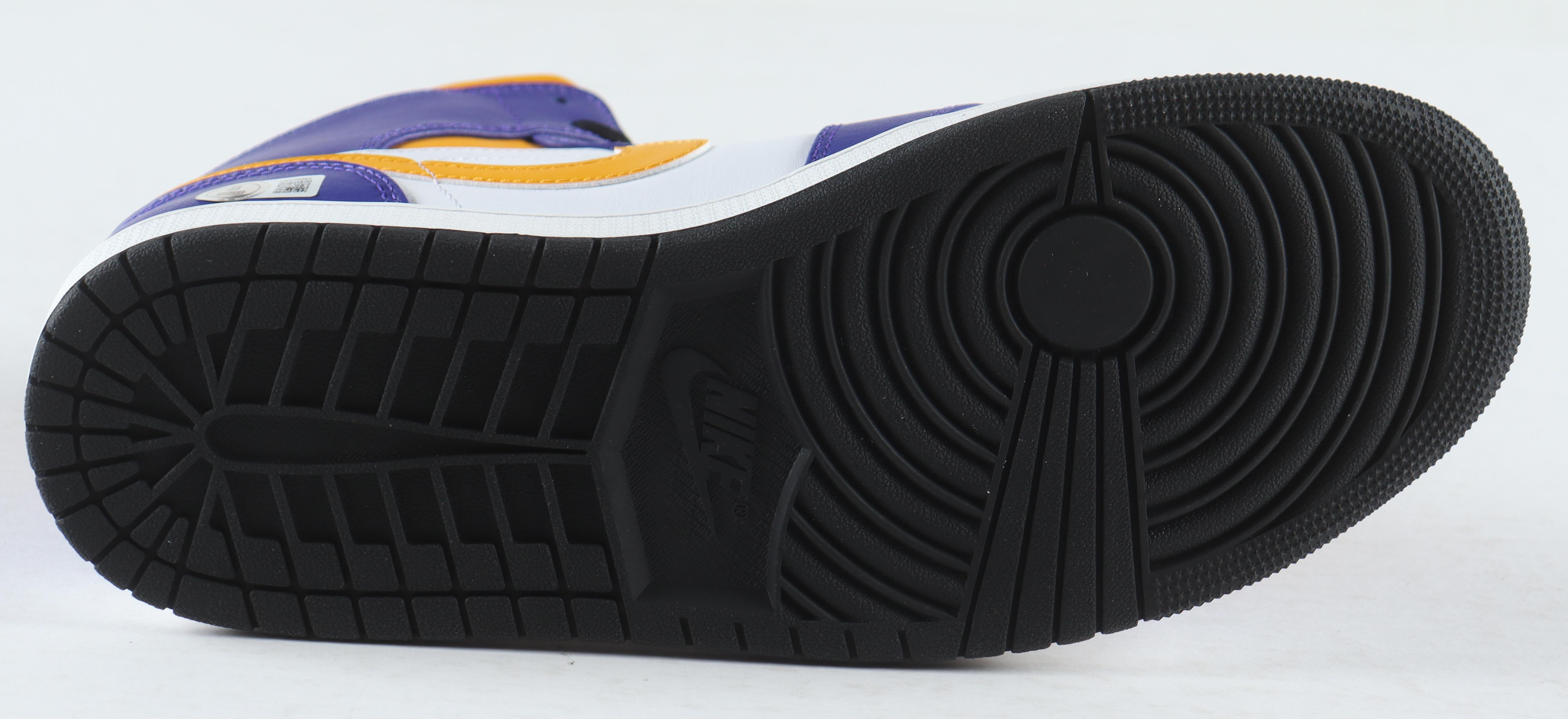 Magic Johnson Signed Nike Air Jordan Lakers Basketball Shoe In Display Case (Beckett) at PristineAuction.com Magic Johnson Signed Nike Air Jordan Lakers Basketball Shoe In Display Case (Beckett) at PristineAuction.com