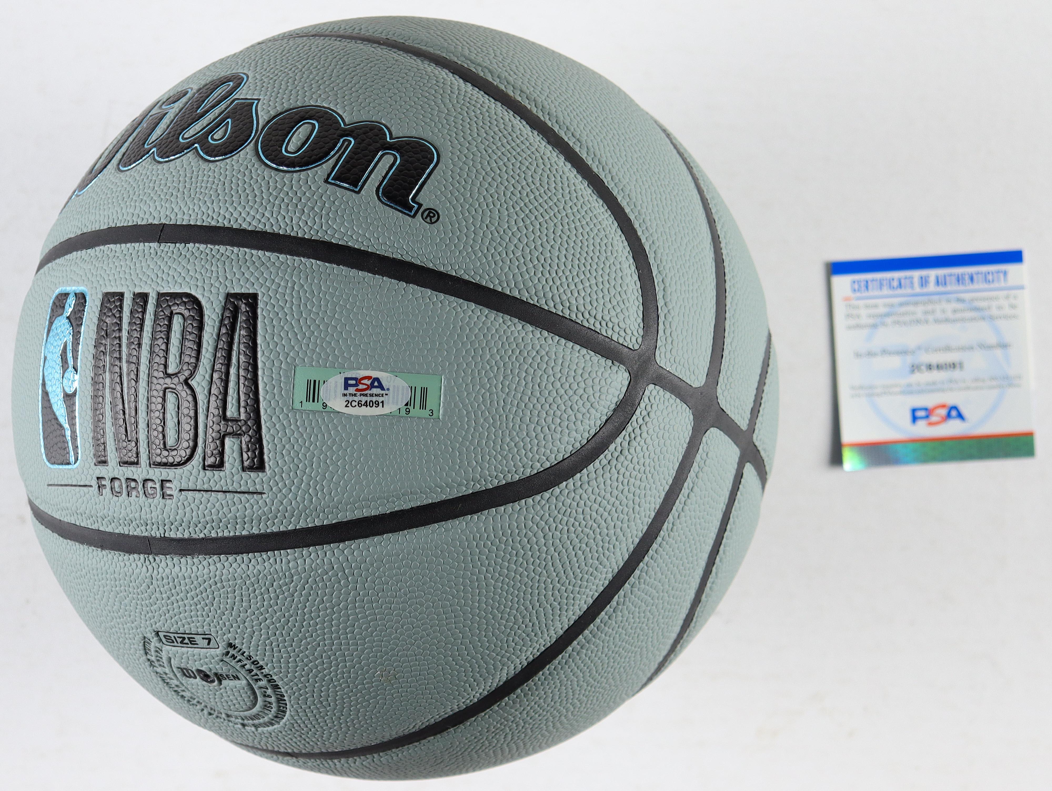 Larry Bird Signed NBA Basketball With Display Case & Name Plate (PSA) at PristineAuction.com Larry Bird Signed NBA Basketball With Display Case & Name Plate (PSA) at PristineAuction.com