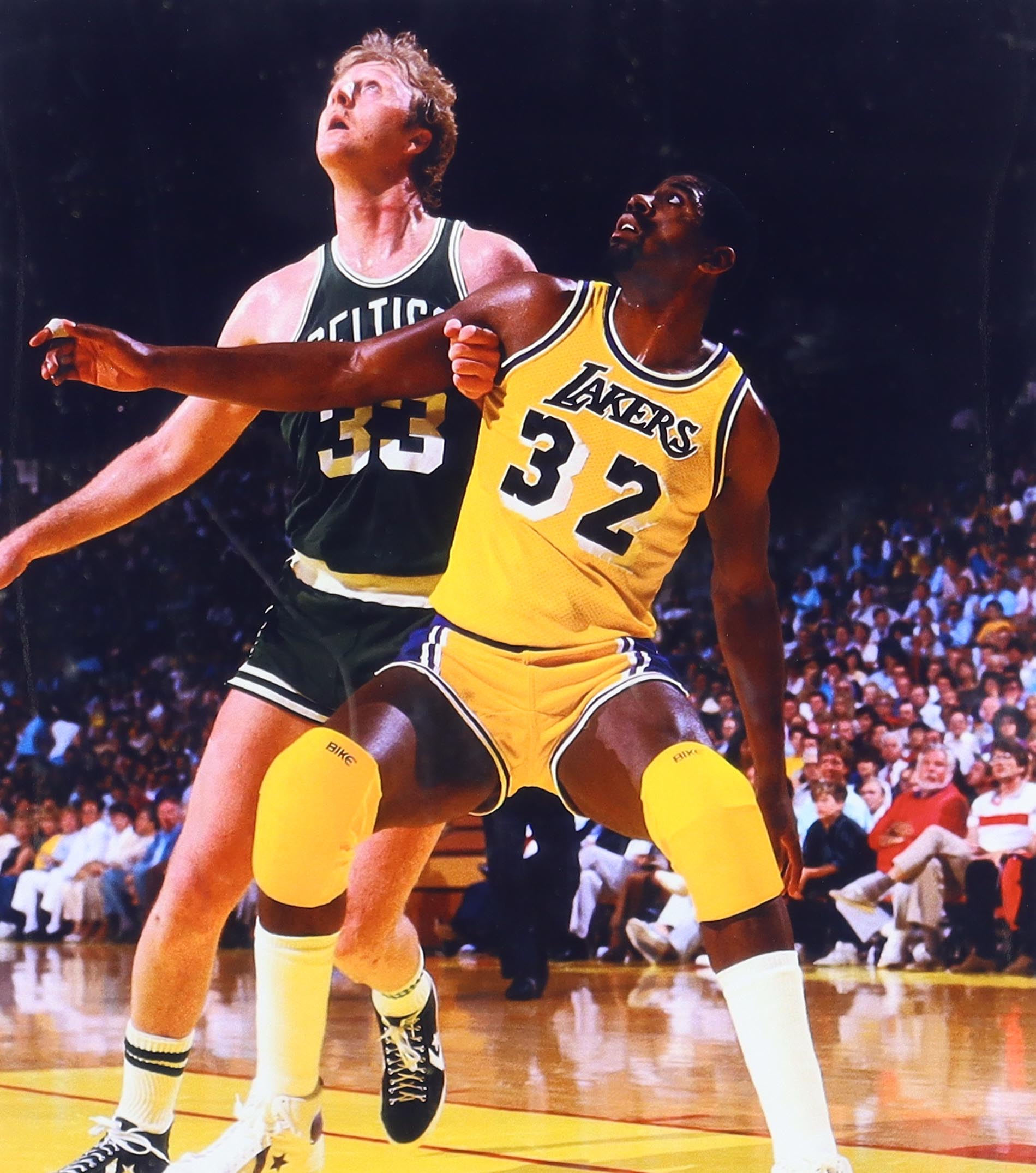 Larry Bird & Magic Johnson Signed Gold NBA Basketball With Acrylic Display Case (PSA & Beckett) at PristineAuction.com Larry Bird & Magic Johnson Signed Gold NBA Basketball With Acrylic Display Case (PSA & Beckett) at PristineAuction.com