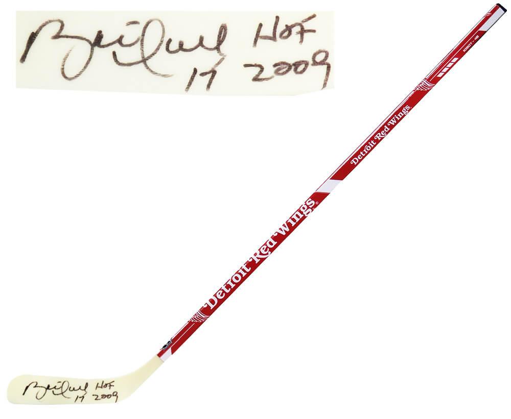 Brett Hull Signed Red Wings Hockey Stick Inscribed "HOF 2009" (Schwartz) at PristineAuction.com Brett Hull Signed Red Wings Hockey Stick Inscribed "HOF 2009" (Schwartz) at PristineAuction.com