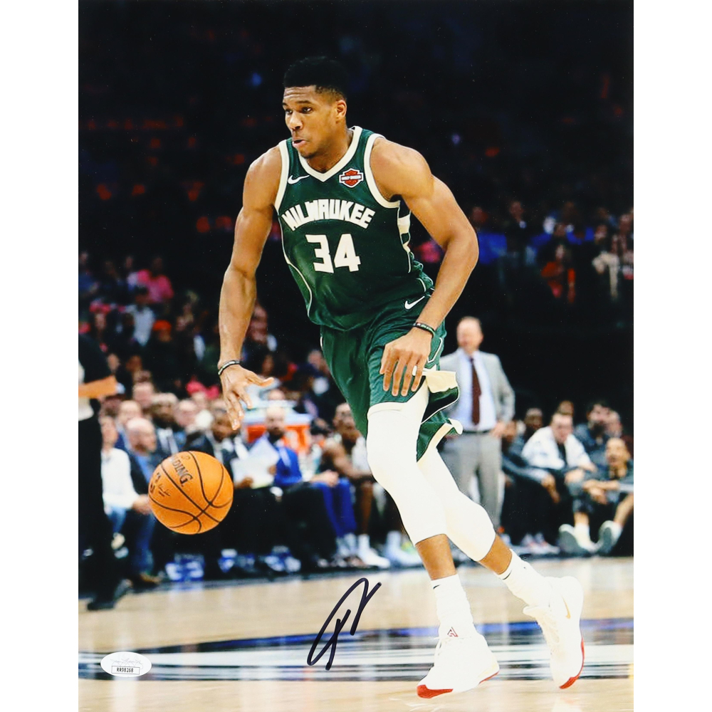 giannis antetokounmpo signature