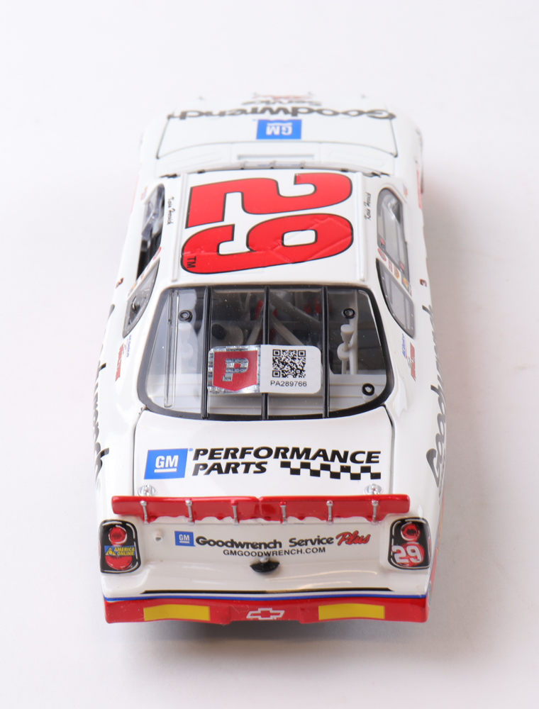 Kevin Harvick Signed LE #29 GM Goodwrench Service 2001 Monte Carlo 1:24 Die-Cast Car (PA) at PristineAuction.com Kevin Harvick Signed LE #29 GM Goodwrench Service 2001 Monte Carlo 1:24 Die-Cast Car (PA) at PristineAuction.com