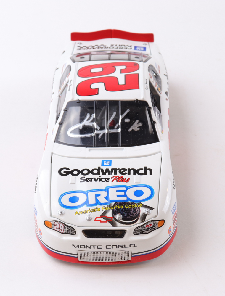 Kevin Harvick Signed LE #29 GM Goodwrench Service OREO Show Car 2001 Monte Carlo 1:24 Die-Cast Car (PA) at PristineAuction.com Kevin Harvick Signed LE #29 GM Goodwrench Service OREO Show Car 2001 Monte Carlo 1:24 Die-Cast Car (PA) at PristineAuction.com