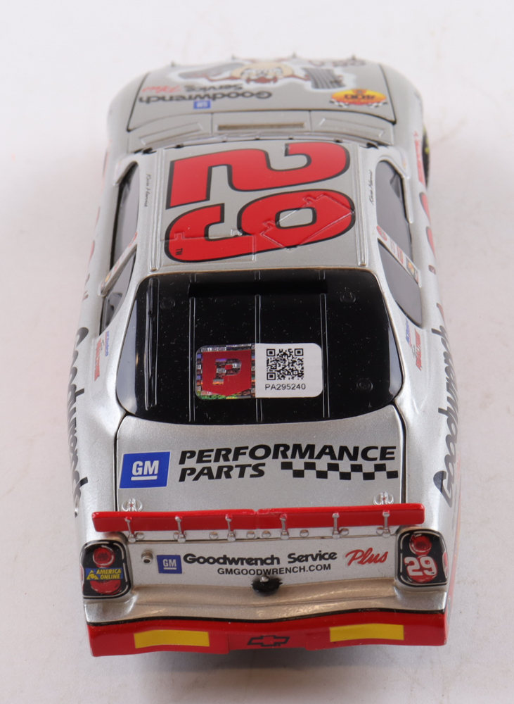 Kevin Harvick Signed LE #29 GM Goodwrench Service Looney Tunes 2001 Monte Carlo 1:24 Die-Cast Car (PA) at PristineAuction.com Kevin Harvick Signed LE #29 GM Goodwrench Service Looney Tunes 2001 Monte Carlo 1:24 Die-Cast Car (PA) at PristineAuction.com