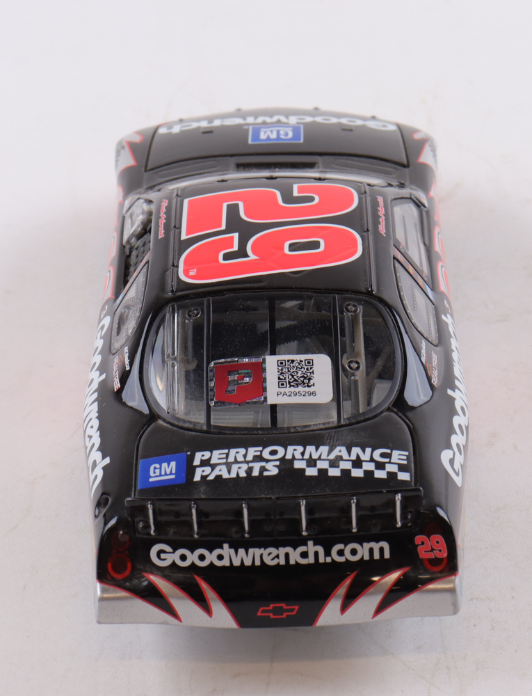 Kevin Harvick Signed LE #29 GM Goodwrench 2003 Monte Carlo 1:24 Die-Cast Car (PA) at PristineAuction.com Kevin Harvick Signed LE #29 GM Goodwrench 2003 Monte Carlo 1:24 Die-Cast Car (PA) at PristineAuction.com