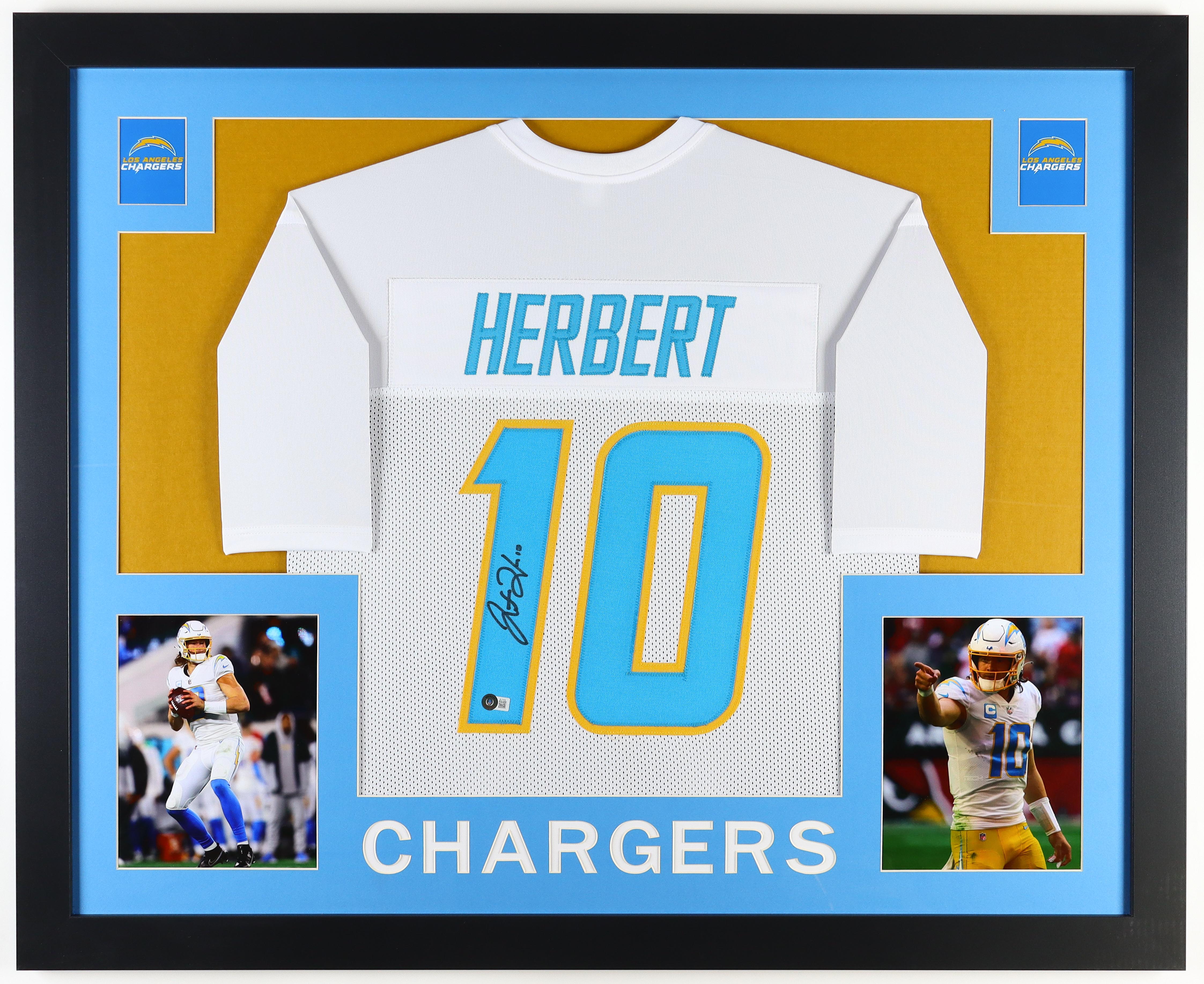 Justin Herbert Signed Custom Framed Jersey Display (Beckett) at PristineAuction.com Justin Herbert Signed Custom Framed Jersey Display (Beckett) at PristineAuction.com