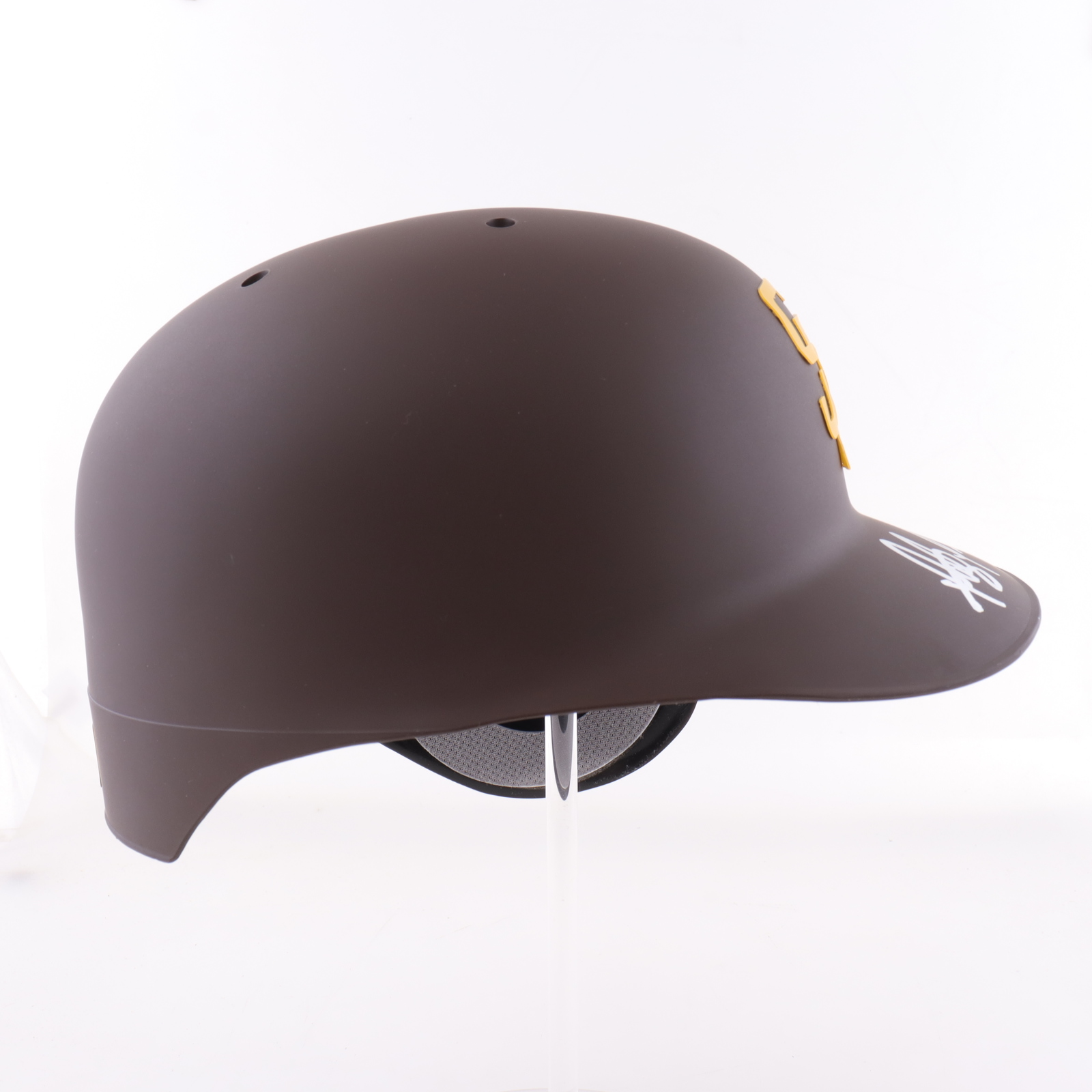 Fernando Tatis Jr. Signed Padres Full-Size Authentic On-Field Batting Helmet (JSA & USA) at PristineAuction.com Fernando Tatis Jr. Signed Padres Full-Size Authentic On-Field Batting Helmet (JSA & USA) at PristineAuction.com