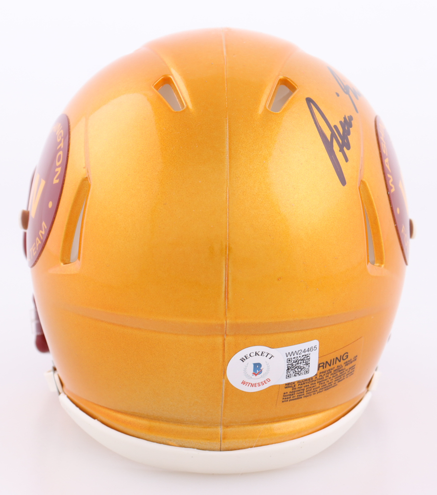 Antonio Gibson Signed Washington Flash Alternate Speed Mini Helmet (Beckett) at PristineAuction.com Antonio Gibson Signed Washington Flash Alternate Speed Mini Helmet (Beckett) at PristineAuction.com