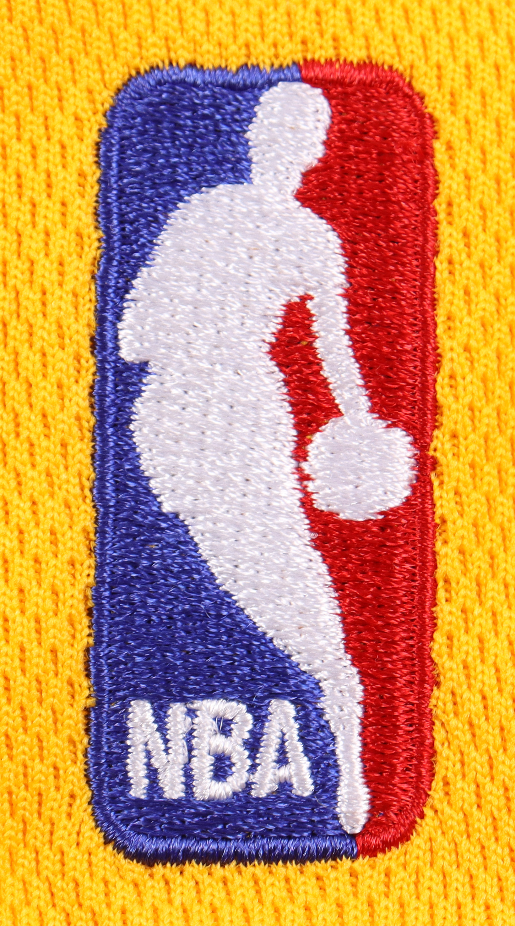 Kobe Bryant Signed LE 1999-00 Lakers Mitchell & Ness Jersey with NBA Finals Patch #4/8 (PSA & Beckett) at PristineAuction.com Kobe Bryant Signed LE 1999-00 Lakers Mitchell & Ness Jersey with NBA Finals Patch #4/8 (PSA & Beckett) at PristineAuction.com