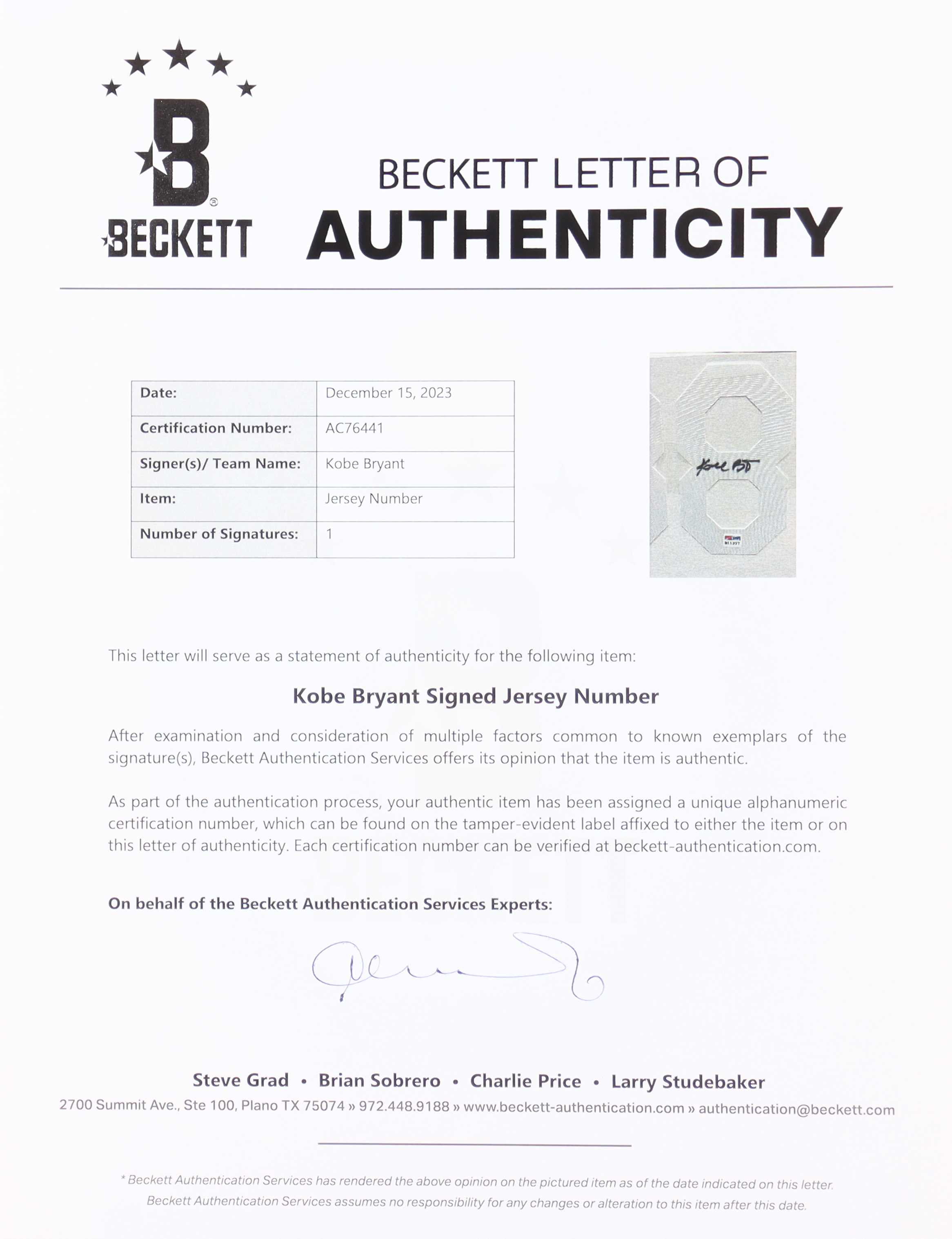 Kobe Bryant Signed LE 1999-00 Lakers Mitchell & Ness Jersey with NBA Finals Patch #4/8 (PSA & Beckett) at PristineAuction.com Kobe Bryant Signed LE 1999-00 Lakers Mitchell & Ness Jersey with NBA Finals Patch #4/8 (PSA & Beckett) at PristineAuction.com