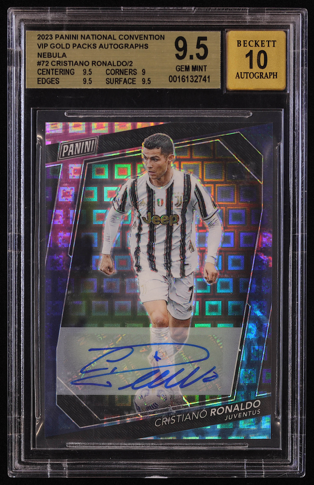 フェノメノ様 2023 もの凄く Panini Select C.Ronaldo Auto